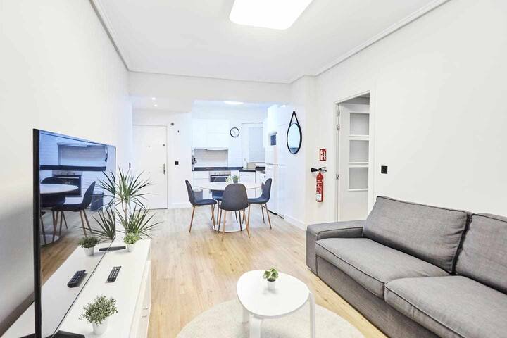 New Izpizua Zurriola Beach Apartment