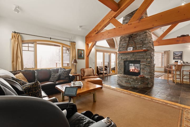 Stumptown Rentals managed Airbnb listing 2
