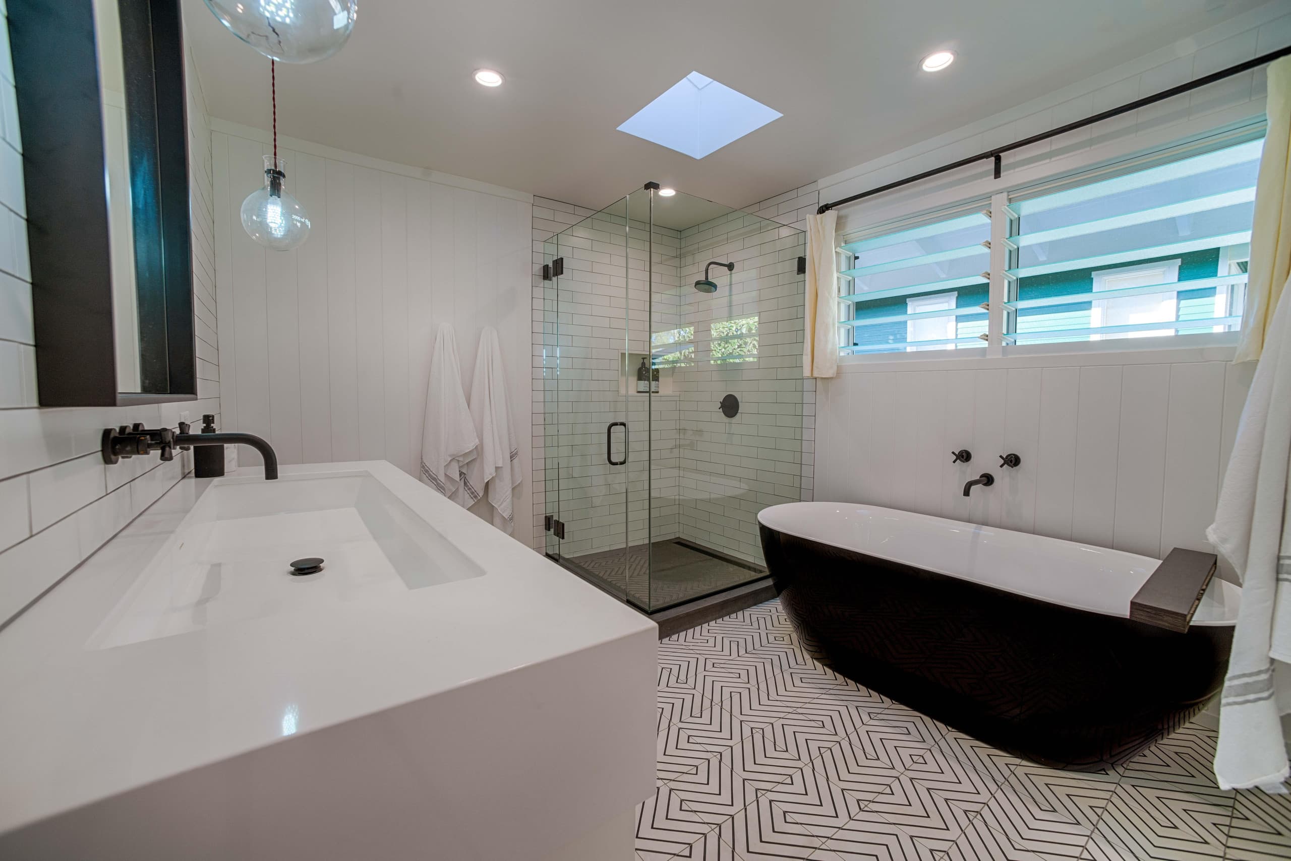 Home in Hanalei · ★5.0 · 3 bedrooms · 6 beds · 3.5 baths - Image 12