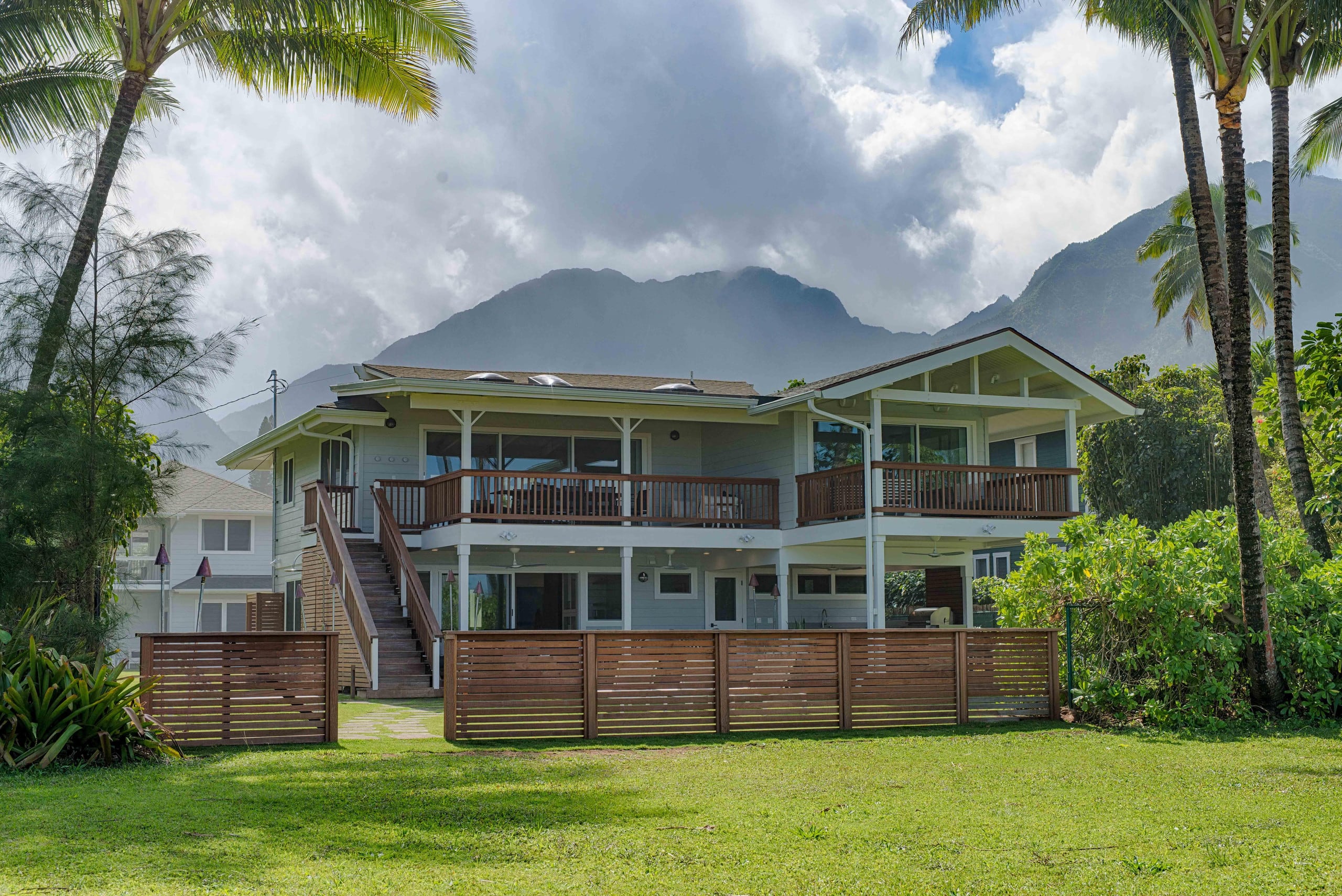 Home in Hanalei · ★5.0 · 3 bedrooms · 6 beds · 3.5 baths - Image 2
