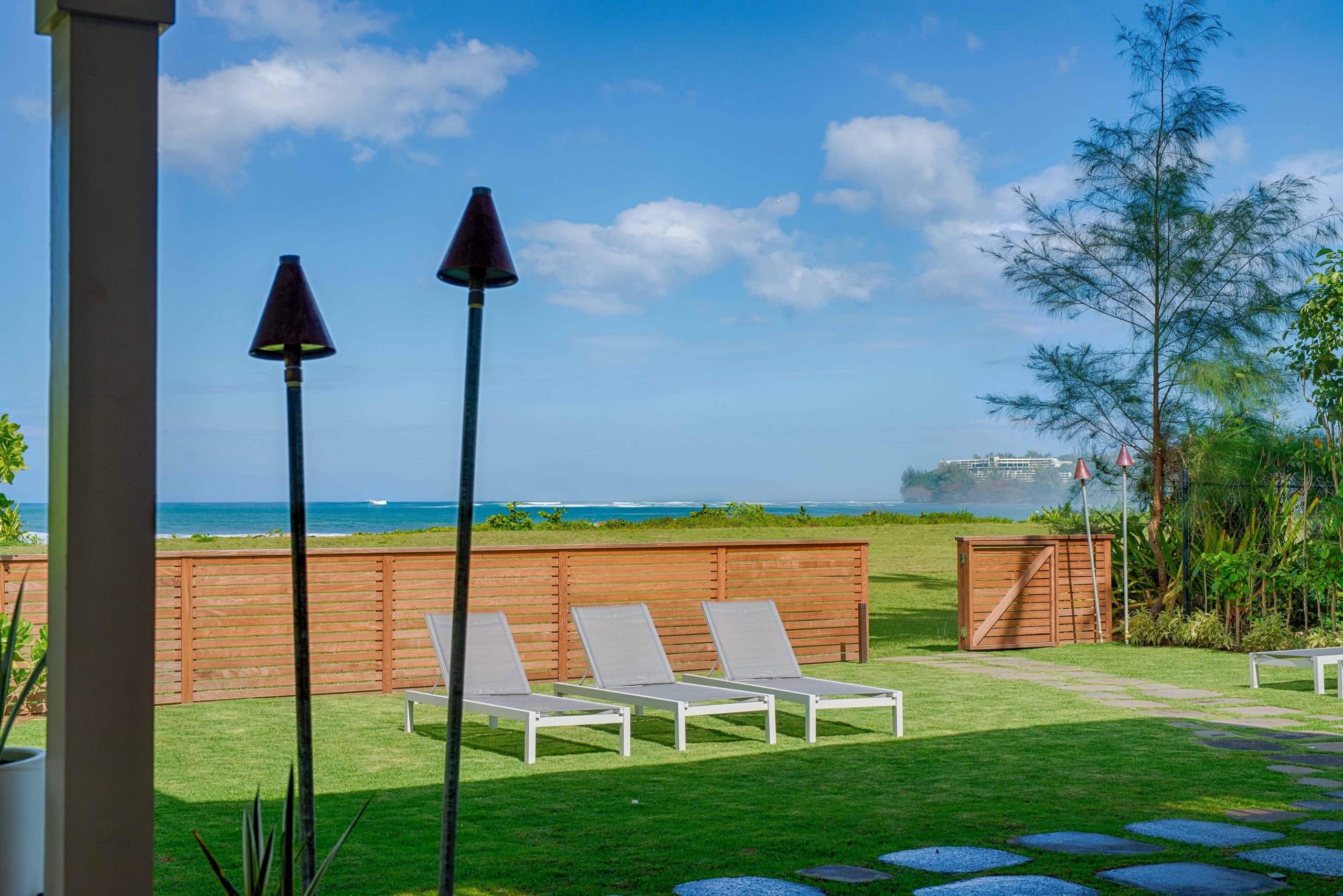 Home in Hanalei · ★5.0 · 3 bedrooms · 6 beds · 3.5 baths - Image 25
