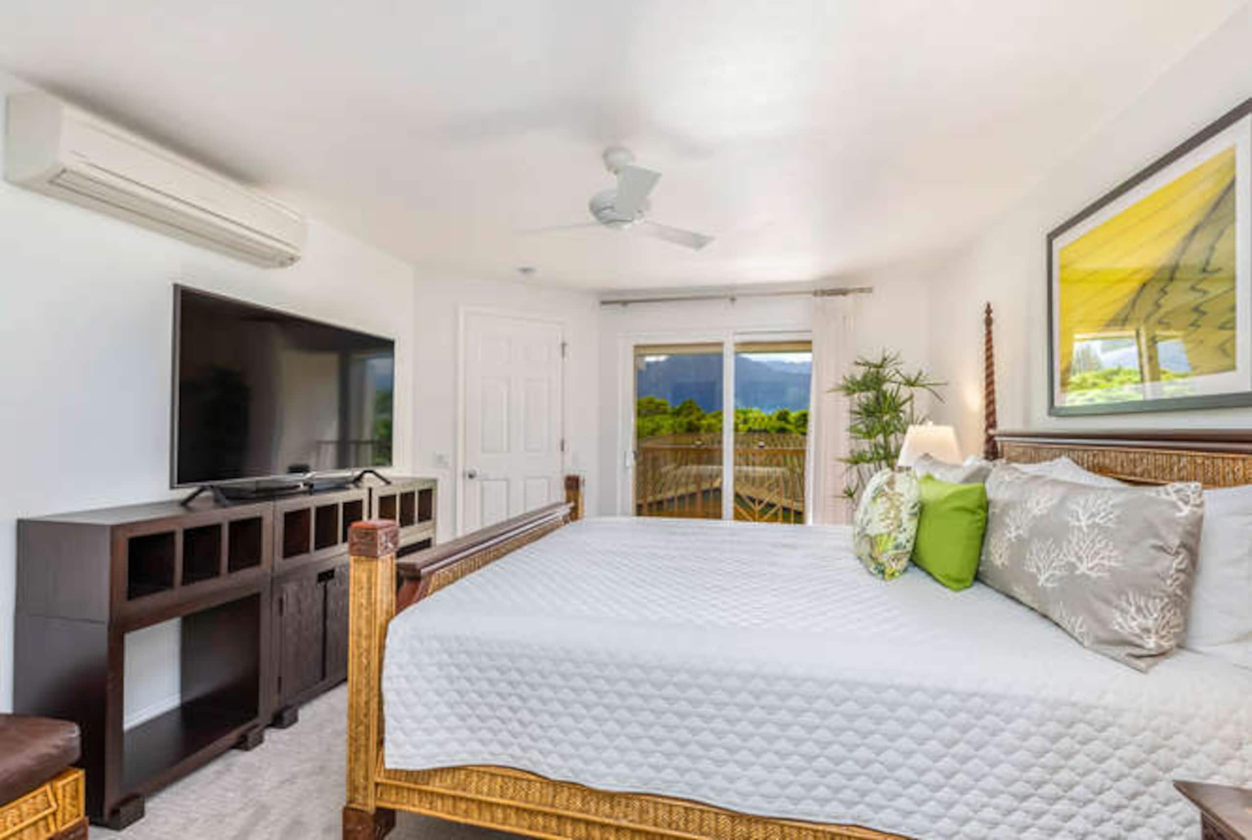 Luxury Gated Community in Princeville Resort - Photo 16