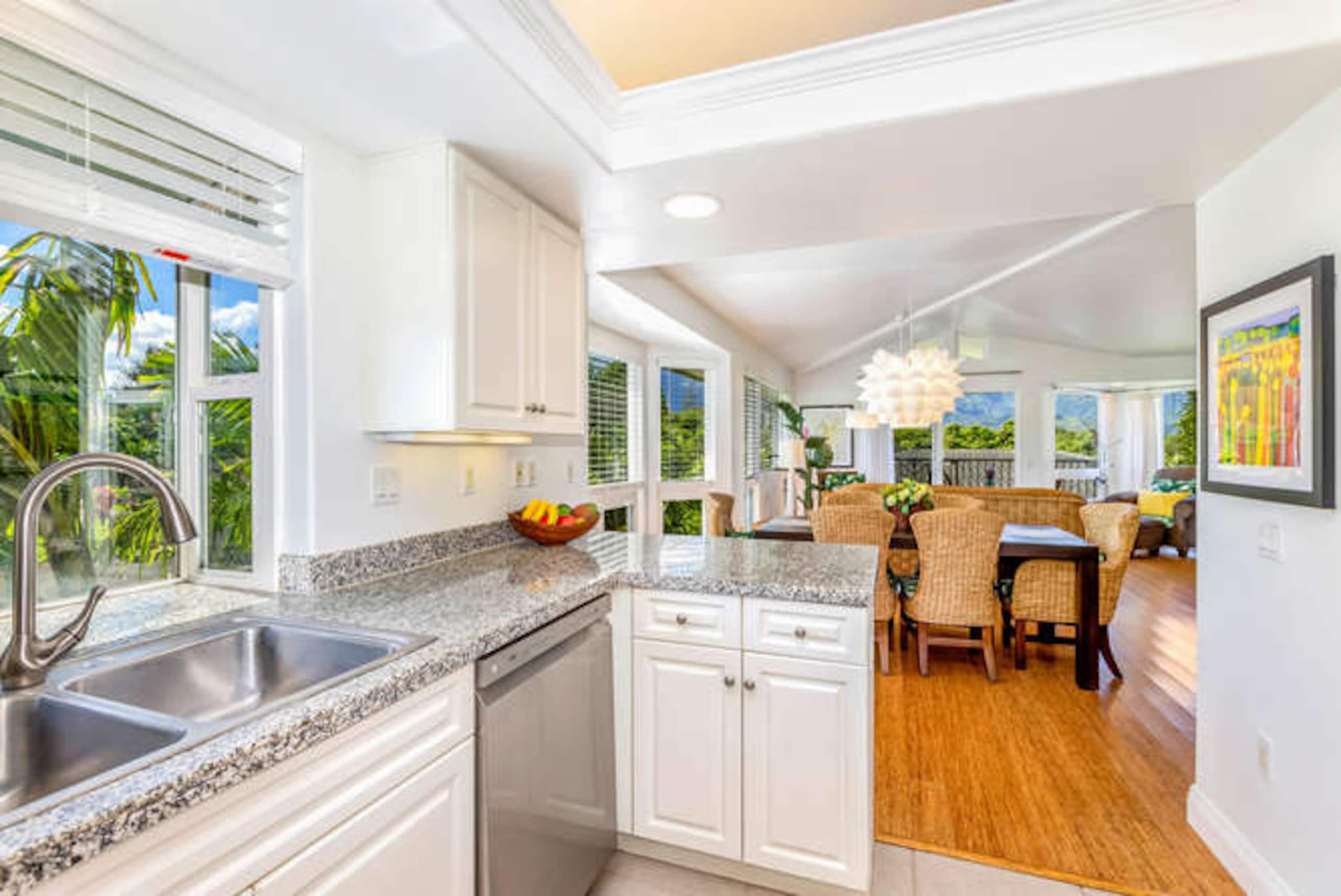 Luxury Gated Community in Princeville Resort - Photo 13