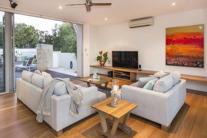 Cinque gallery image 3