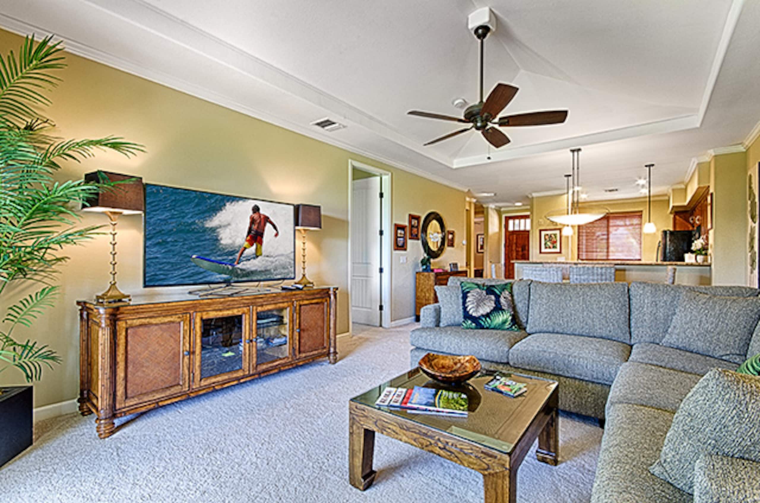 Luxury 2BR/2BA penthouse, Walk to beach - Photo 11