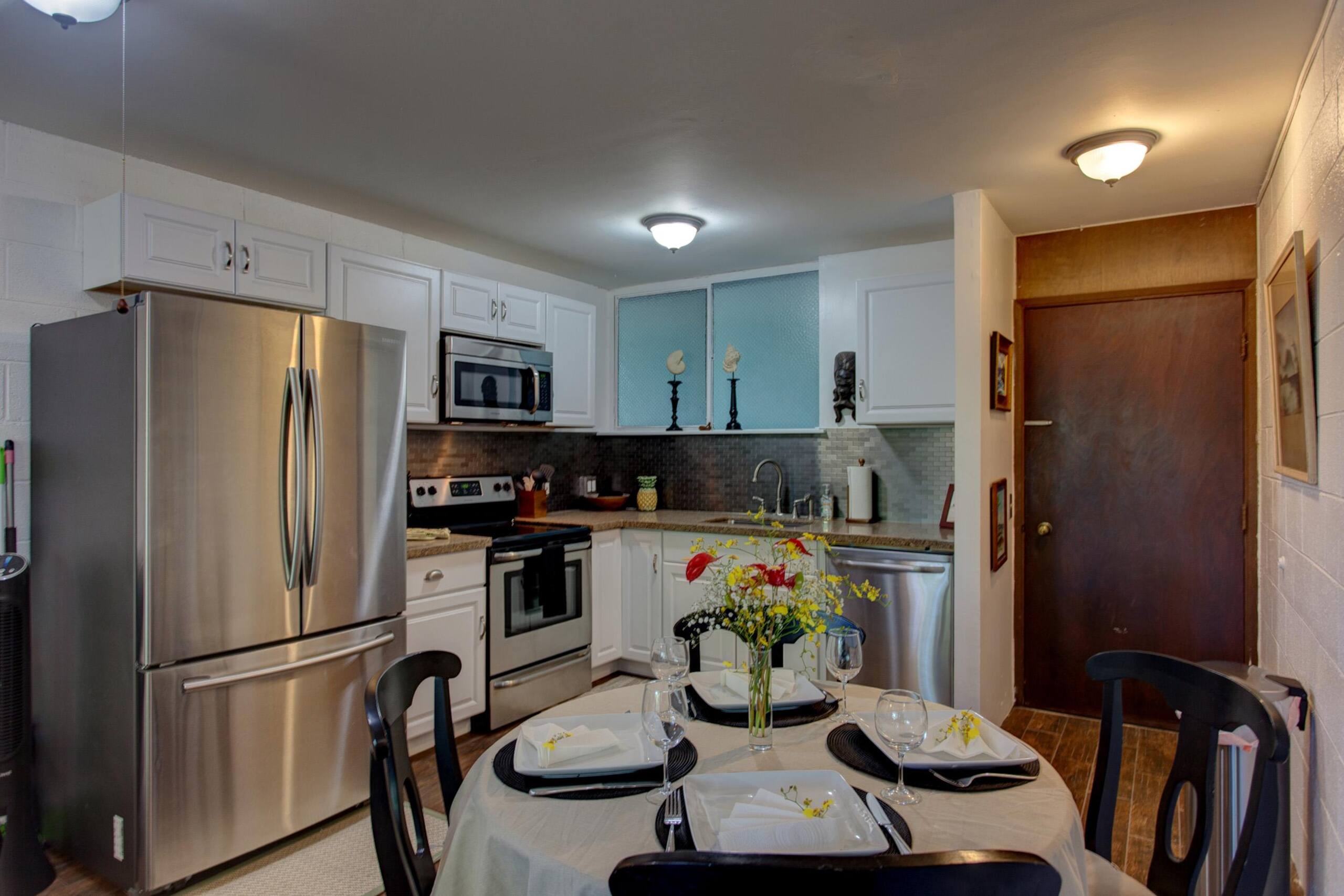 Condo in Hilo · ★4.24 · 2 bedrooms · 3 beds · 1 bath - Image 8