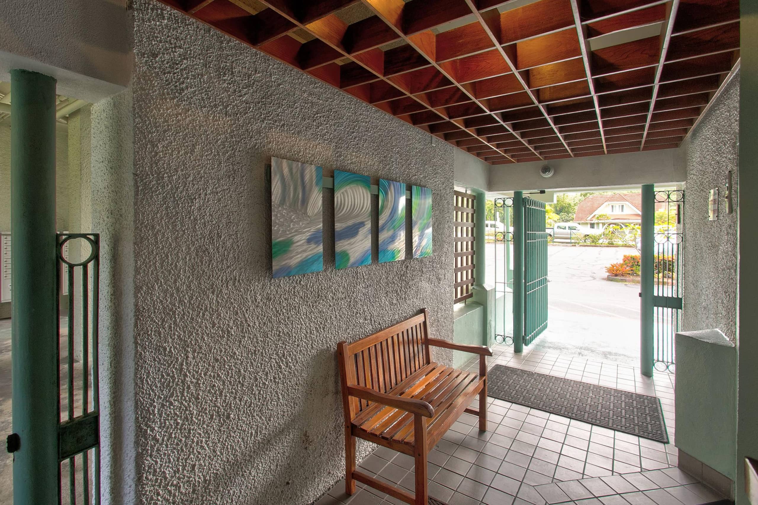 Condo in Hilo · ★4.24 · 2 bedrooms · 3 beds · 1 bath - Image 53