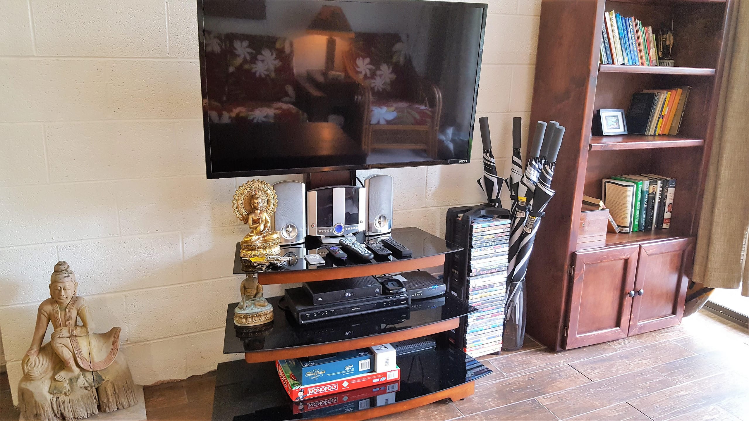 Condo in Hilo · ★4.24 · 2 bedrooms · 3 beds · 1 bath - Image 16