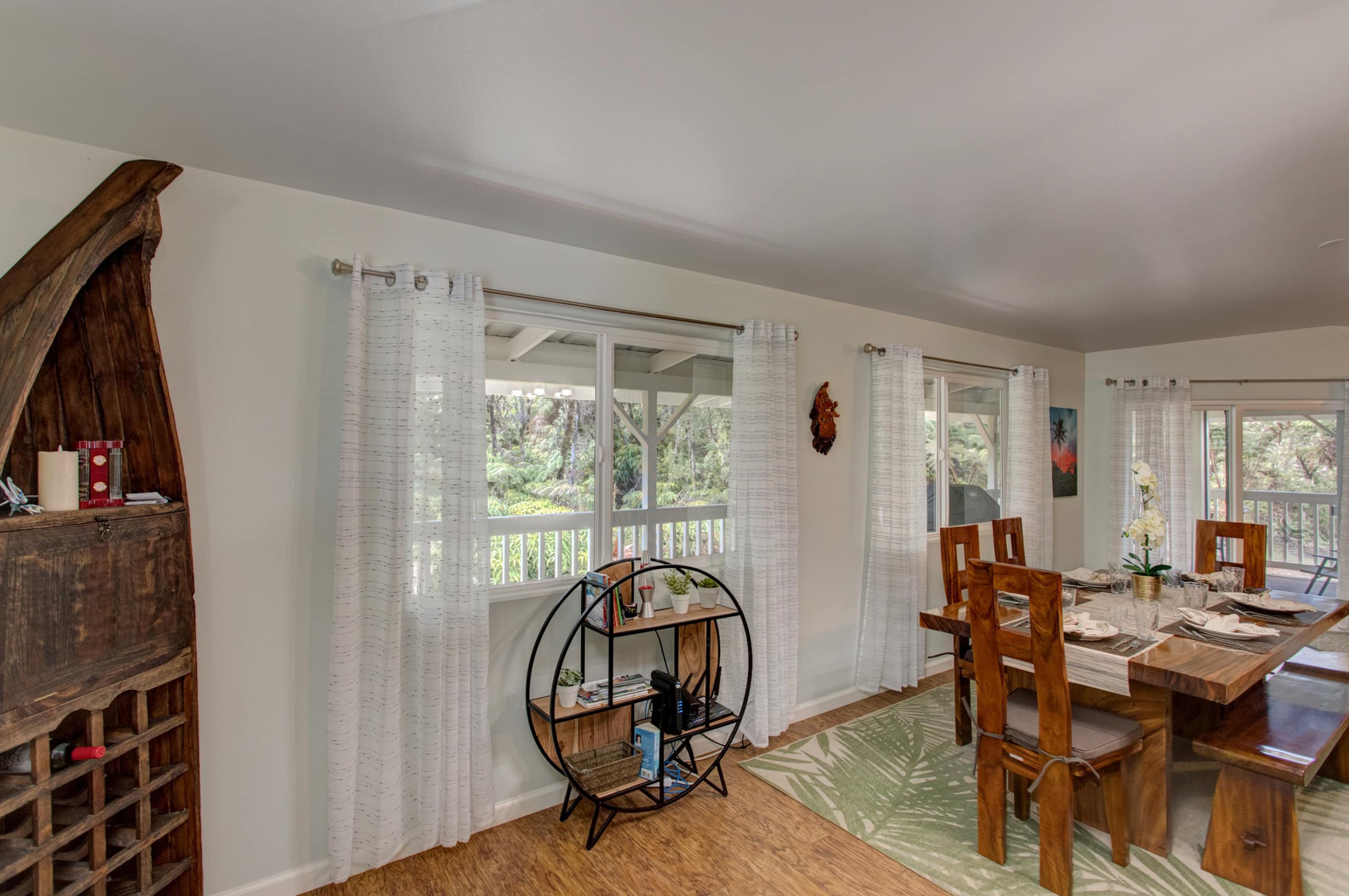 Home in Mountain View · ★4.89 · 3 bedrooms · 3 beds · 2 shared baths - Image 23