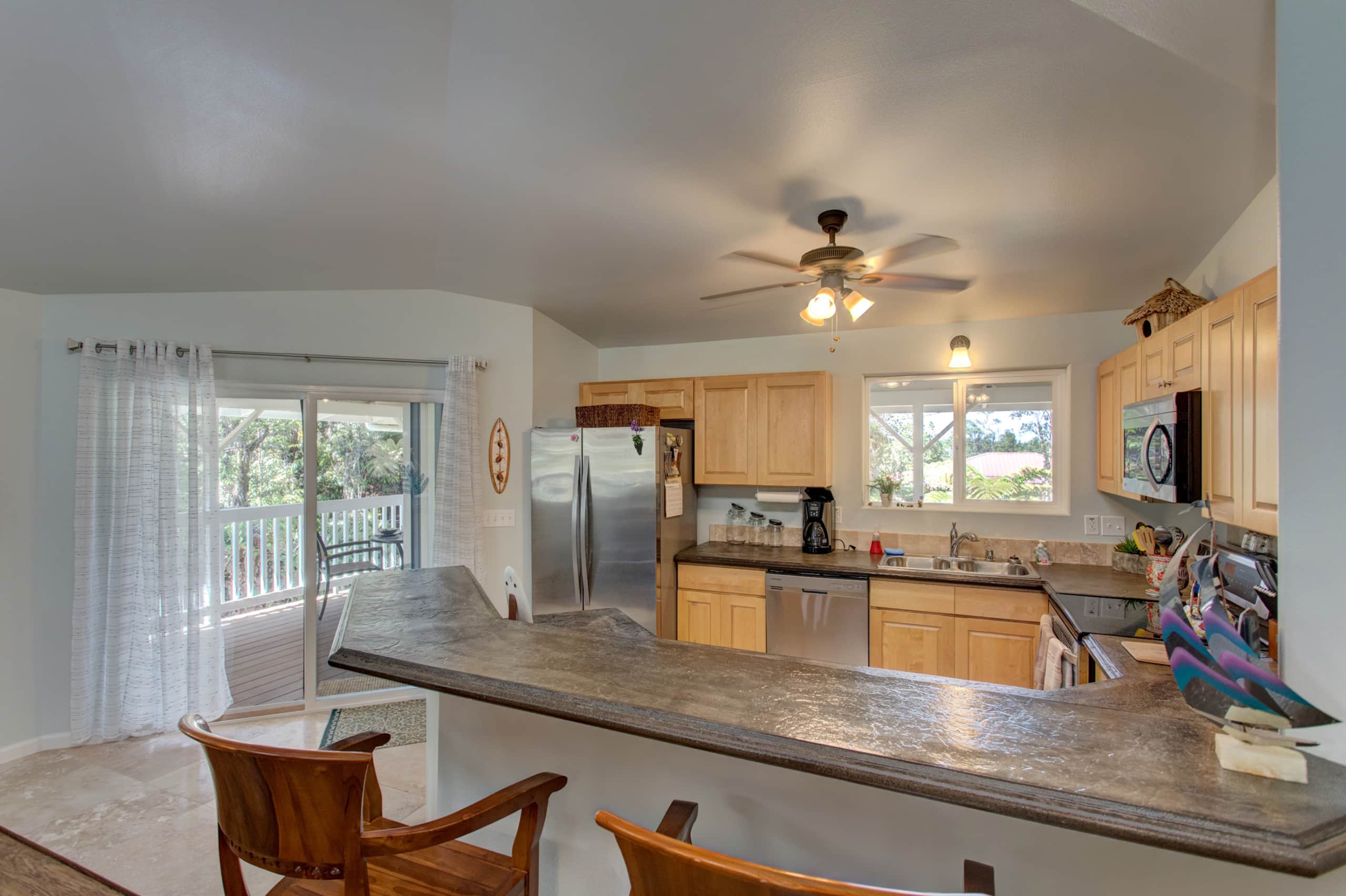 Home in Mountain View · ★4.89 · 3 bedrooms · 3 beds · 2 shared baths - Image 28