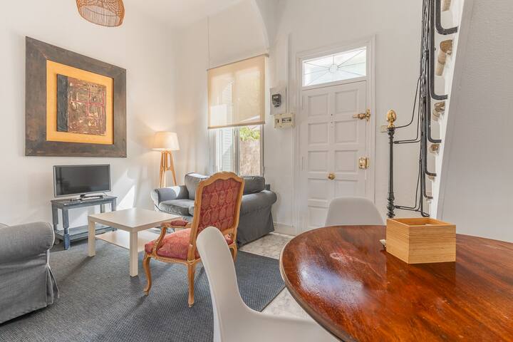 House with character & charm – 3B 2B -Chamartín gallery image 3