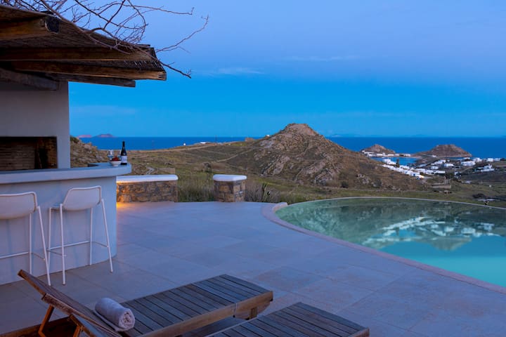 Tranquil Villa 5 by Whitelist Mykonos gallery image 4