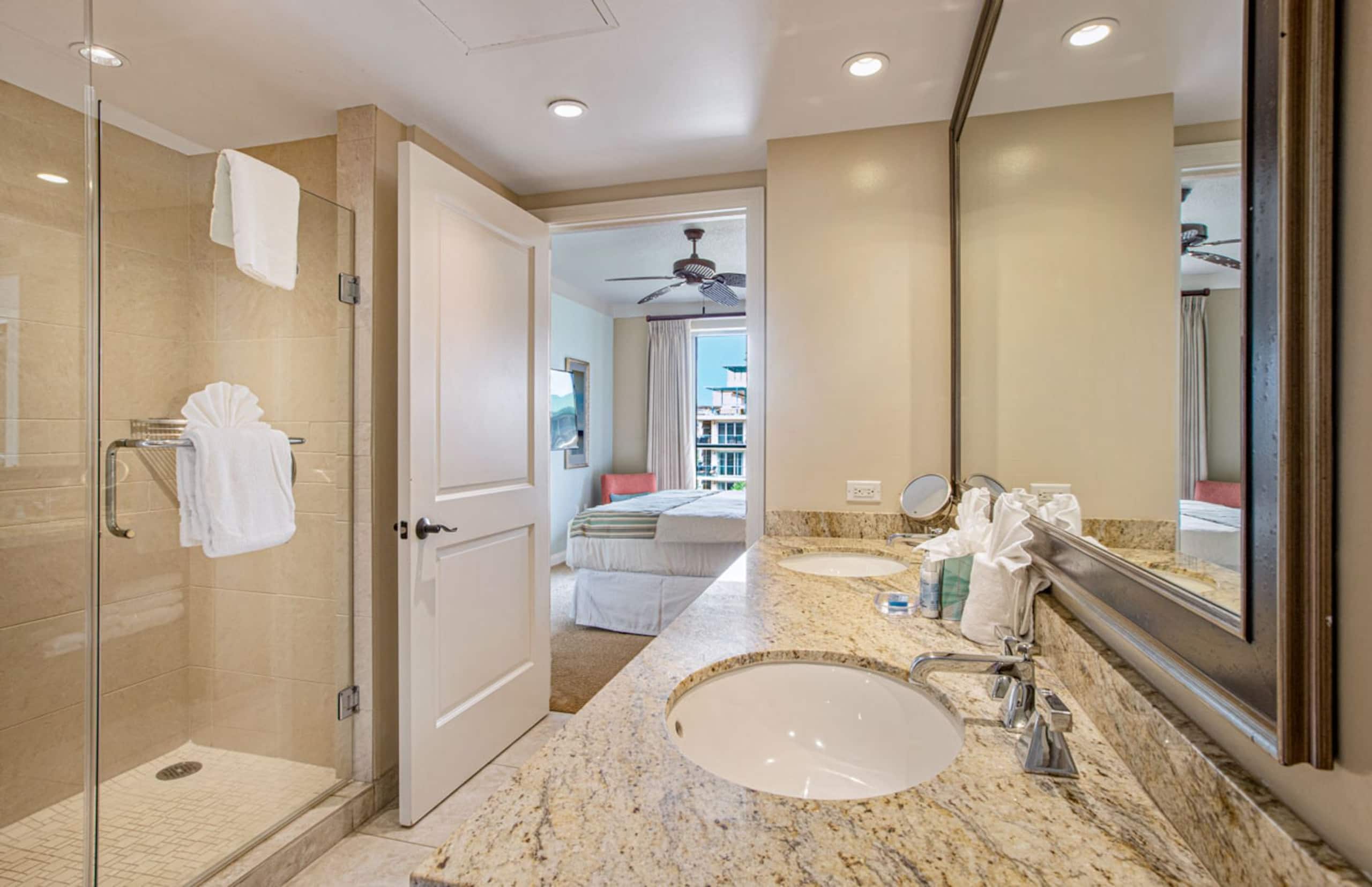 Condo in Lahaina · ★5.0 · 2 bedrooms · 3 beds · 2 baths - Image 18
