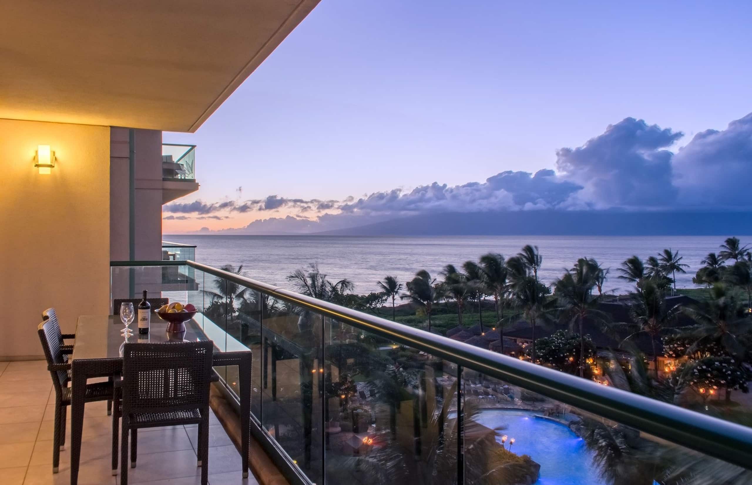 Condo in Lahaina · ★5.0 · 2 bedrooms · 3 beds · 2 baths - Image 1