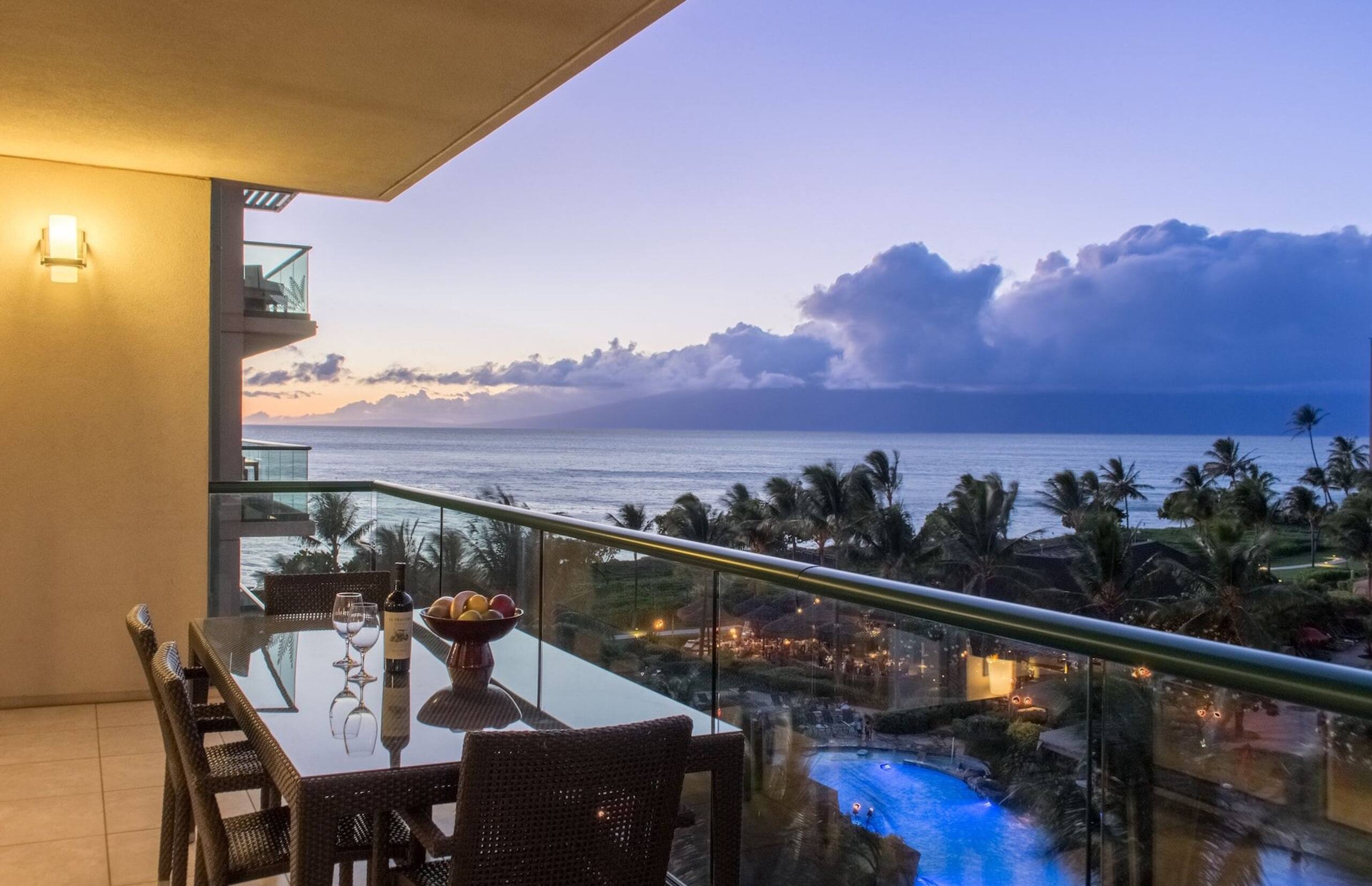 Condo in Lahaina · ★5.0 · 2 bedrooms · 3 beds · 2 baths - Image 25