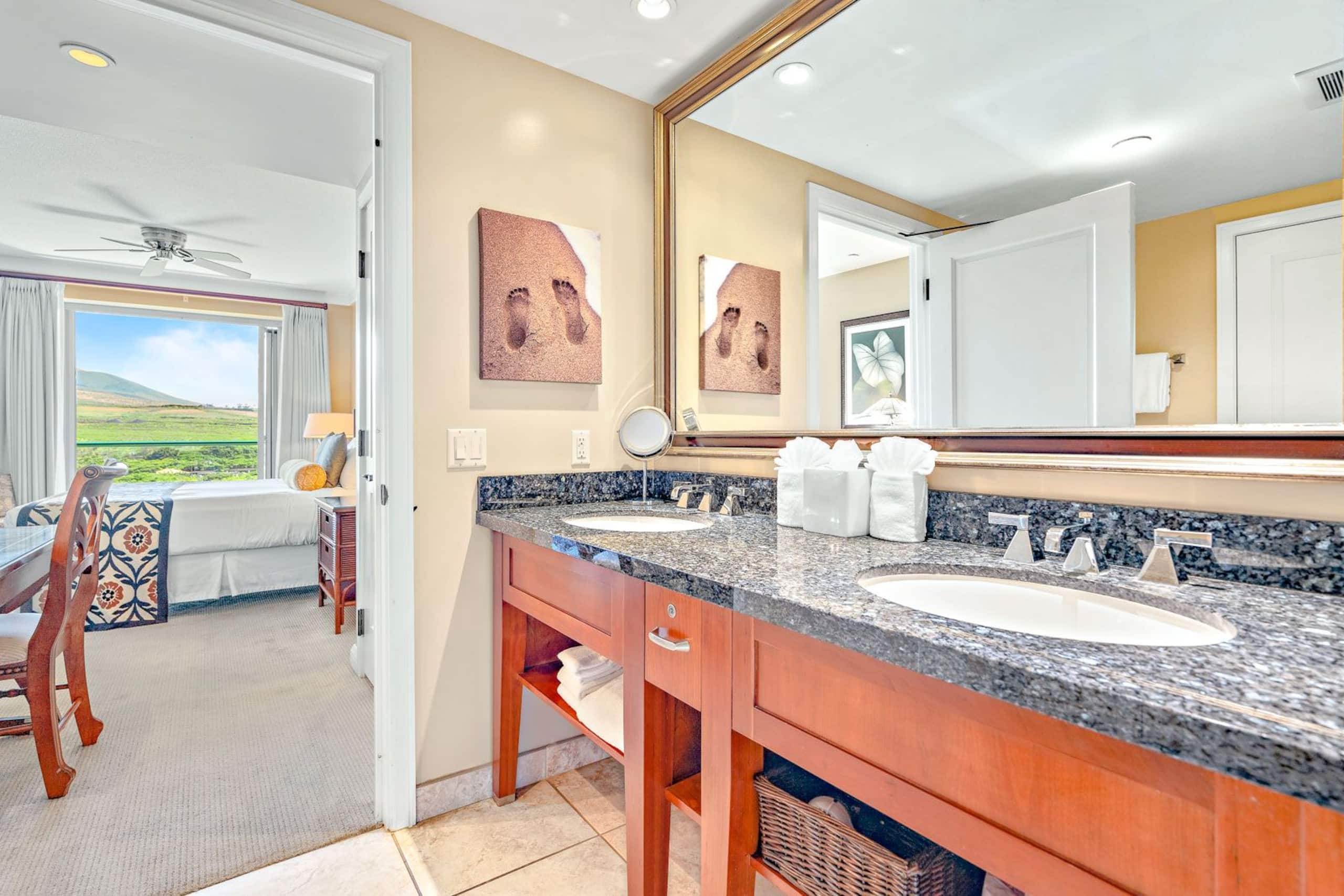 Condo in Lahaina · ★5.0 · 1 bedroom · 2 beds · 1 bath - Image 21