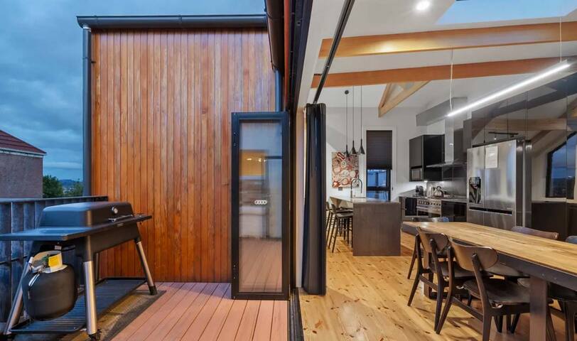 Outstanding Quality Renovation, so close to CBD. gallery image 4