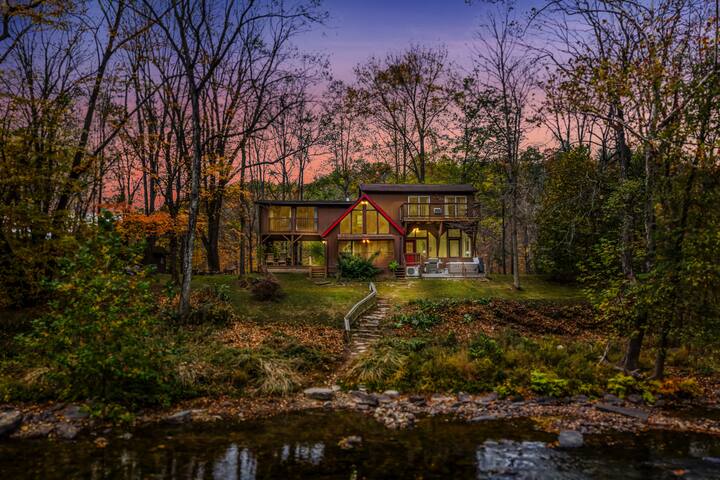 Berkeley Springs Cottage Rentals managed Airbnb listing 2