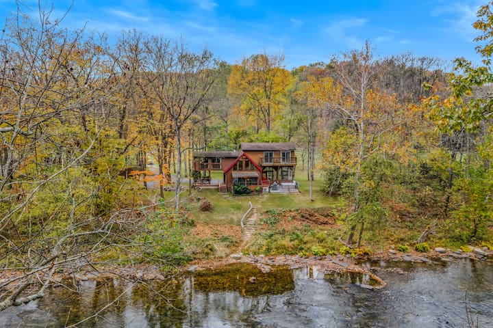 Berkeley Springs Cottage Rentals managed Airbnb listing 2