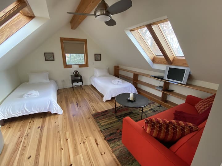Loft | 2 Twins