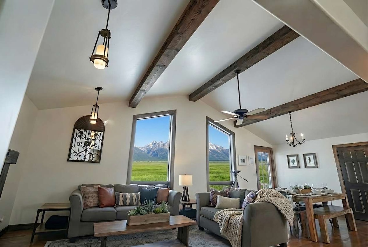 Mesa Cottage — view 2