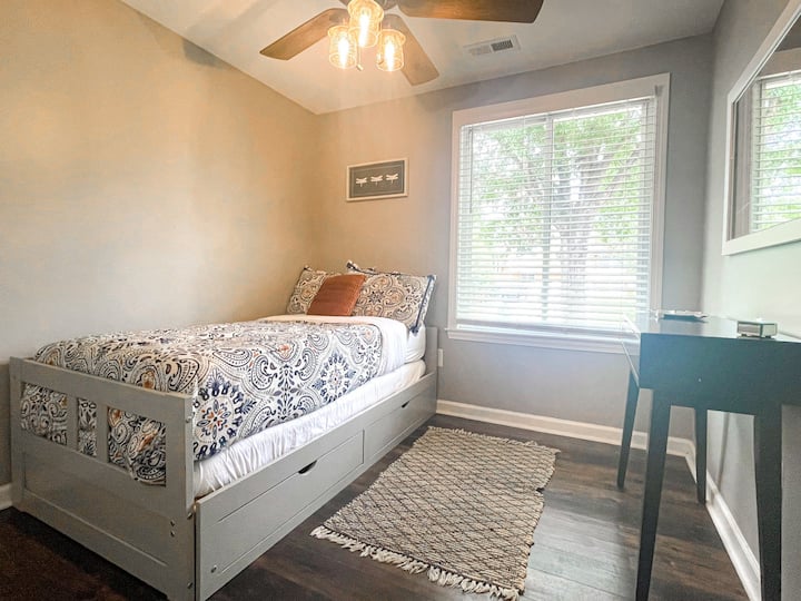 3rd Bedroom With Twin Trundle Bed That Converts to a King Bed.