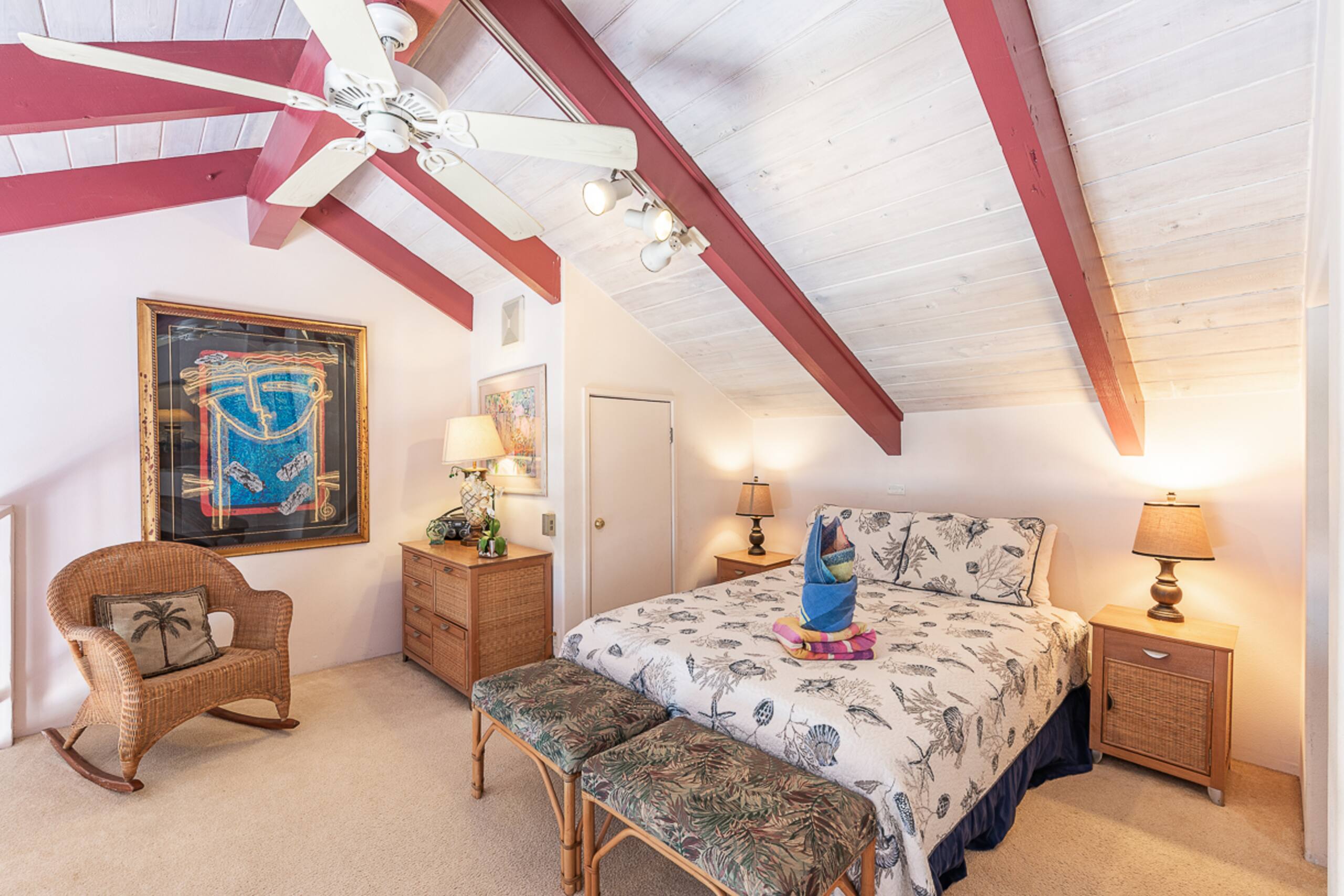 Condo in Lahaina · ★4.91 · 2 bedrooms · 3 beds · 1 bath - Image 20