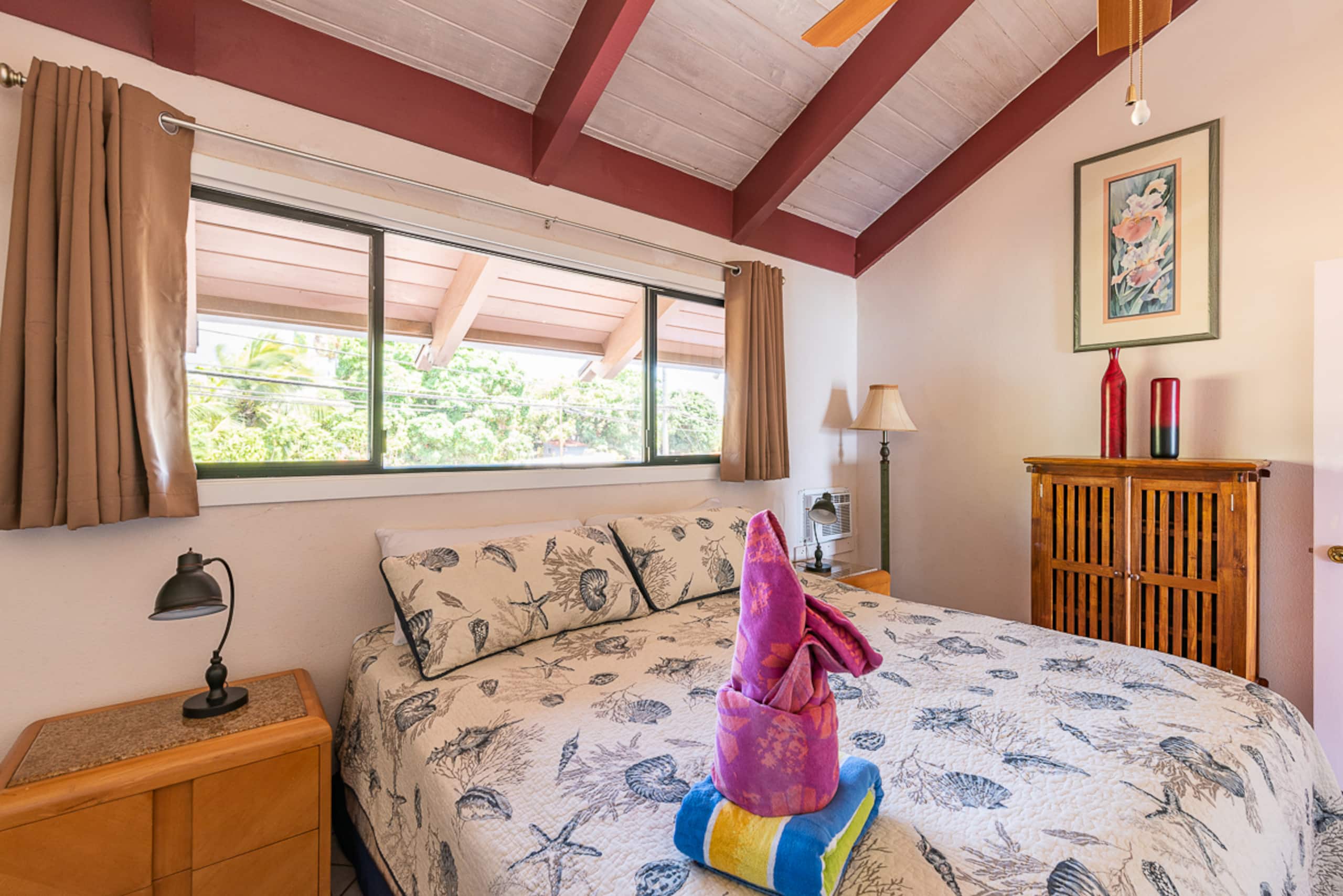 Condo in Lahaina · ★4.91 · 2 bedrooms · 3 beds · 1 bath - Image 19