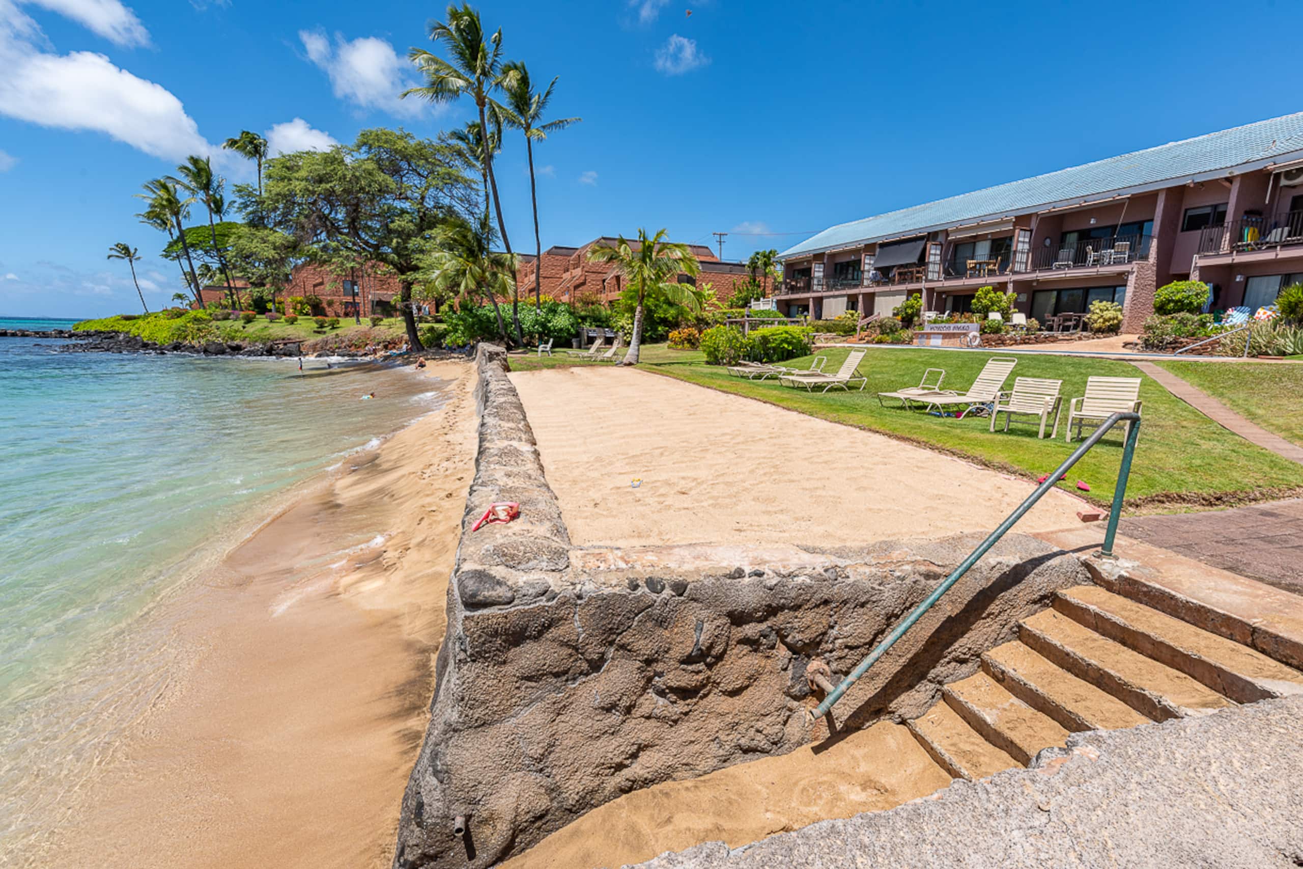 Condo in Lahaina · ★4.91 · 2 bedrooms · 3 beds · 1 bath - Image 16