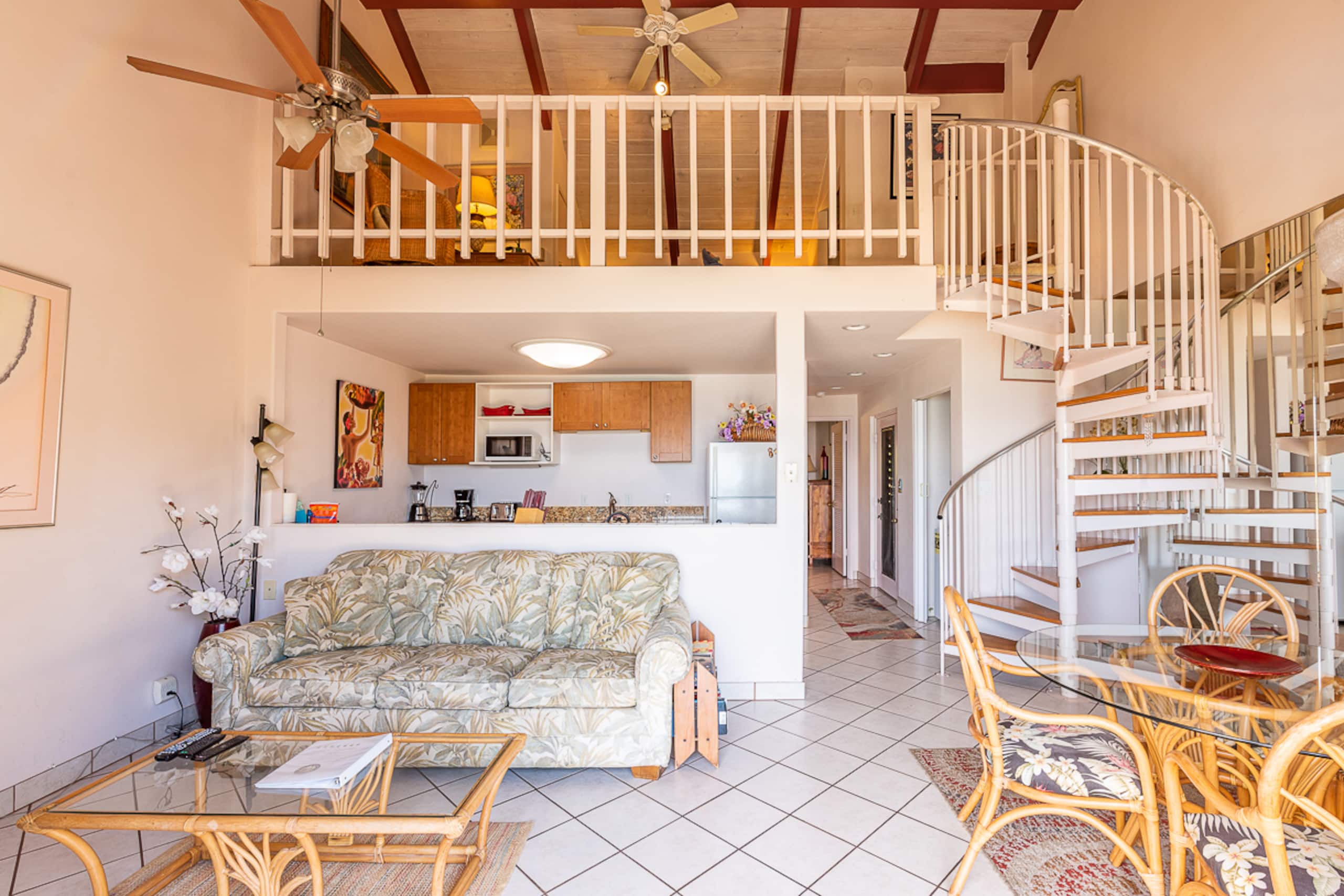 Condo in Lahaina · ★4.91 · 2 bedrooms · 3 beds · 1 bath - Image 8