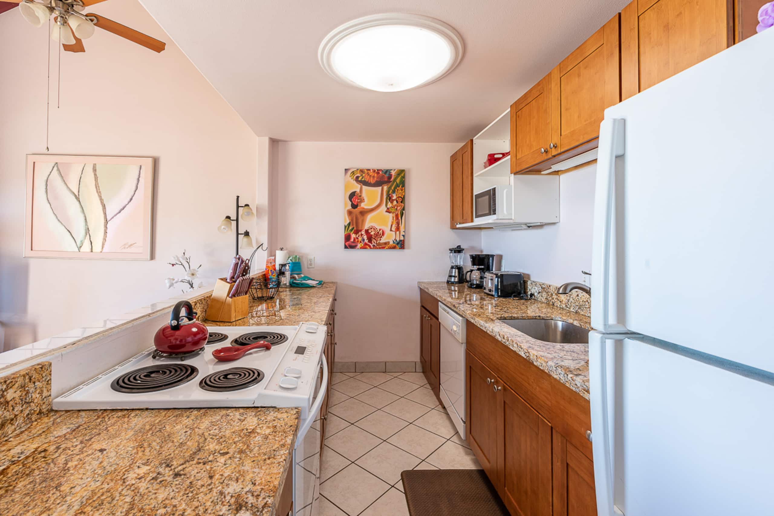 Condo in Lahaina · ★4.91 · 2 bedrooms · 3 beds · 1 bath - Image 12