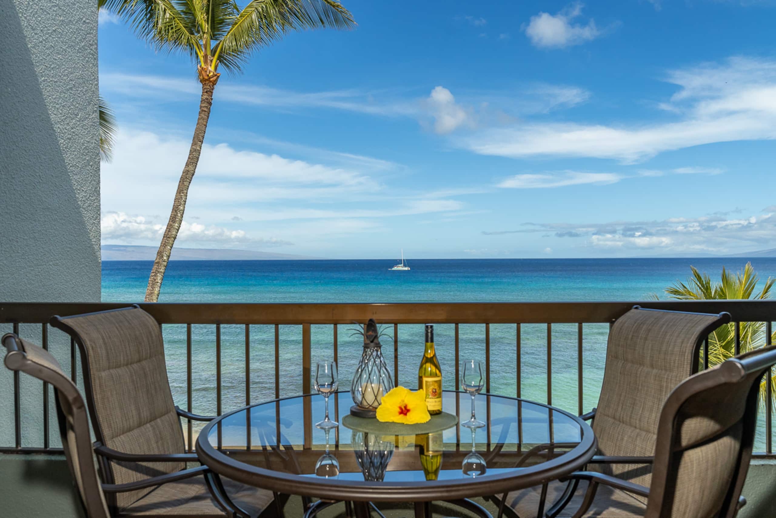 Condo in Lahaina · ★4.79 · 2 bedrooms · 3 beds · 2 private baths - Image 2