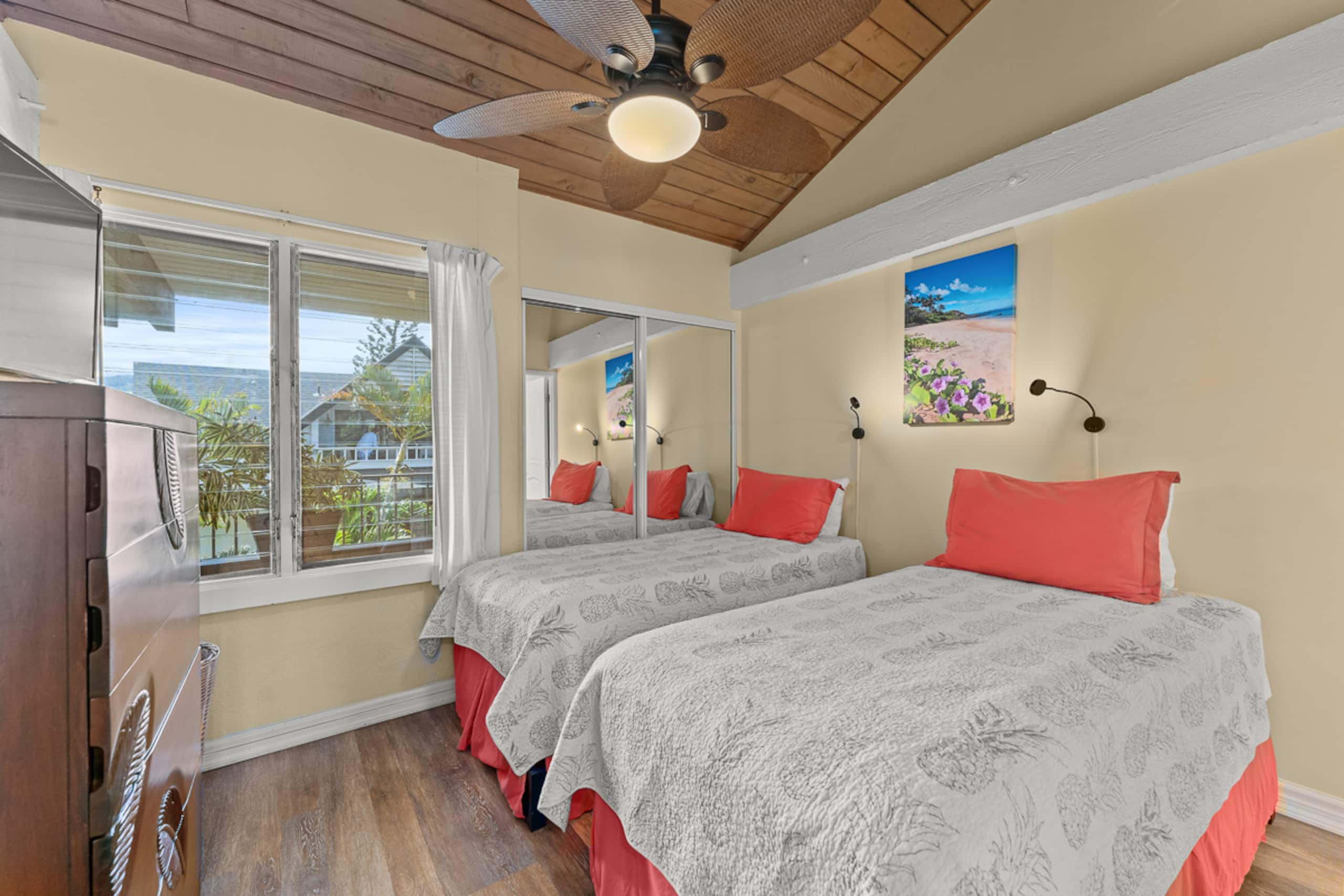 Condo in Lahaina · ★4.91 · 2 bedrooms · 4 beds · 1.5 private baths - Image 20