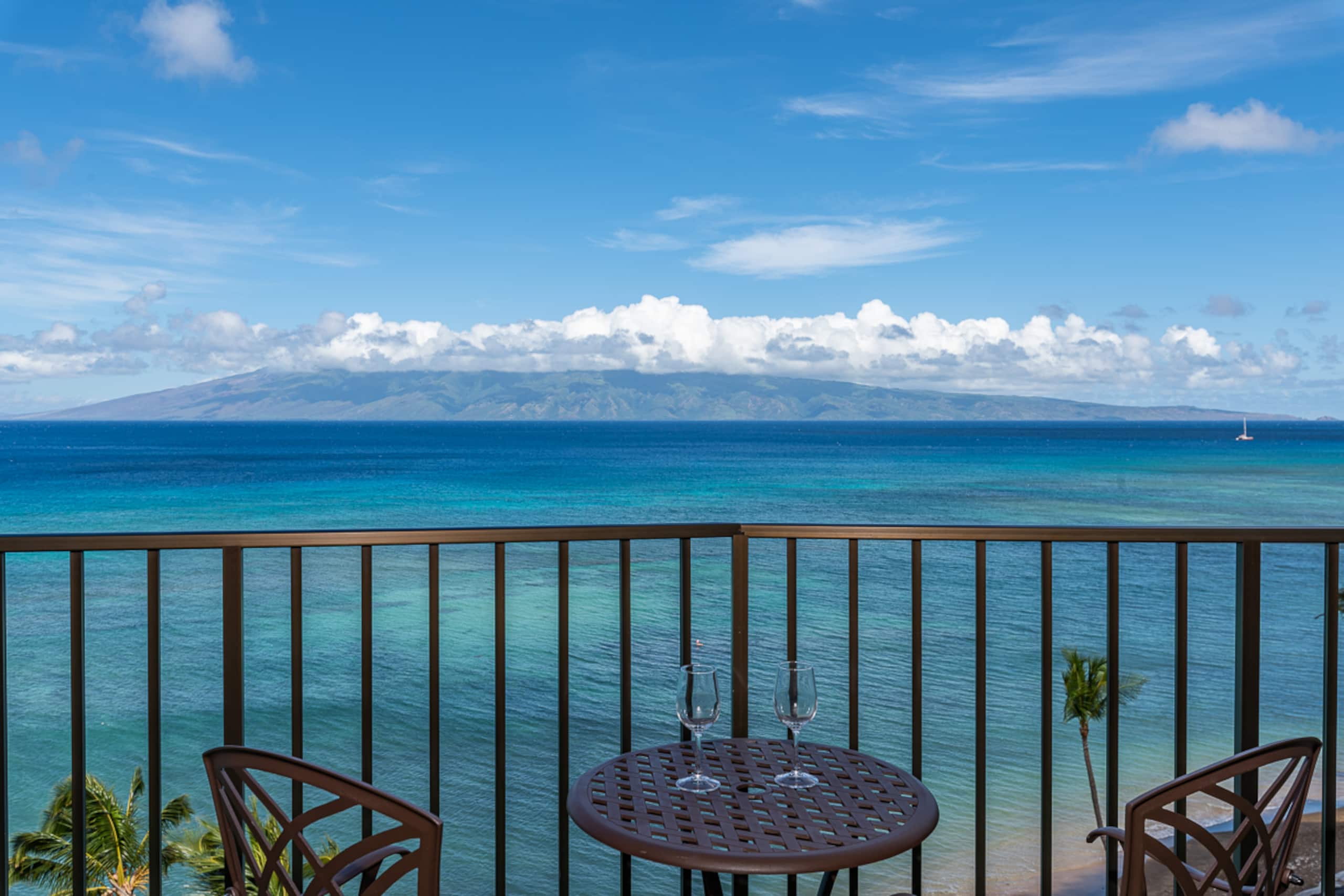 Condo in Lahaina · ★4.81 · 1 bedroom · 2 beds · 1 bath - Image 3