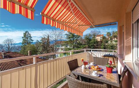 Nice apartment in Rijeka with WiFi