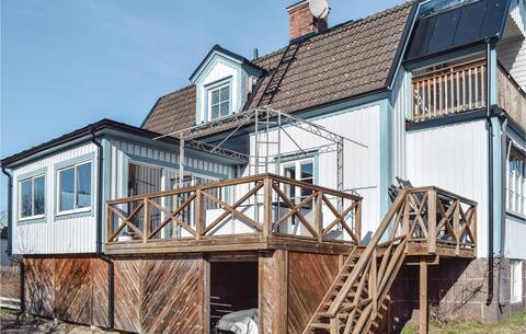 Stunning home in Hultsfred with sauna