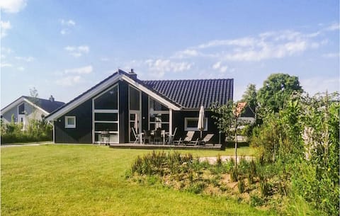 Pet friendly home in Krems II/Warderbrück