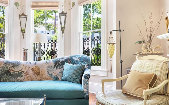 Historic Row Home Near Forsyth By Lucky Savannah - Savannah, GA