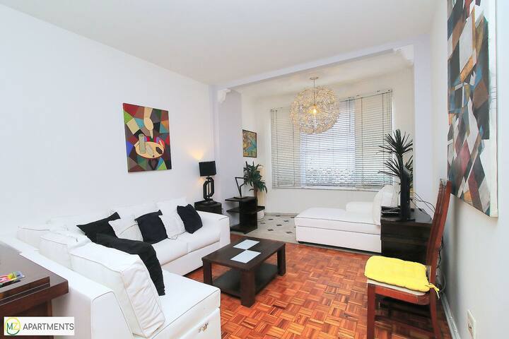 Stylish 3 bedrooms for 6 people in Copacabana