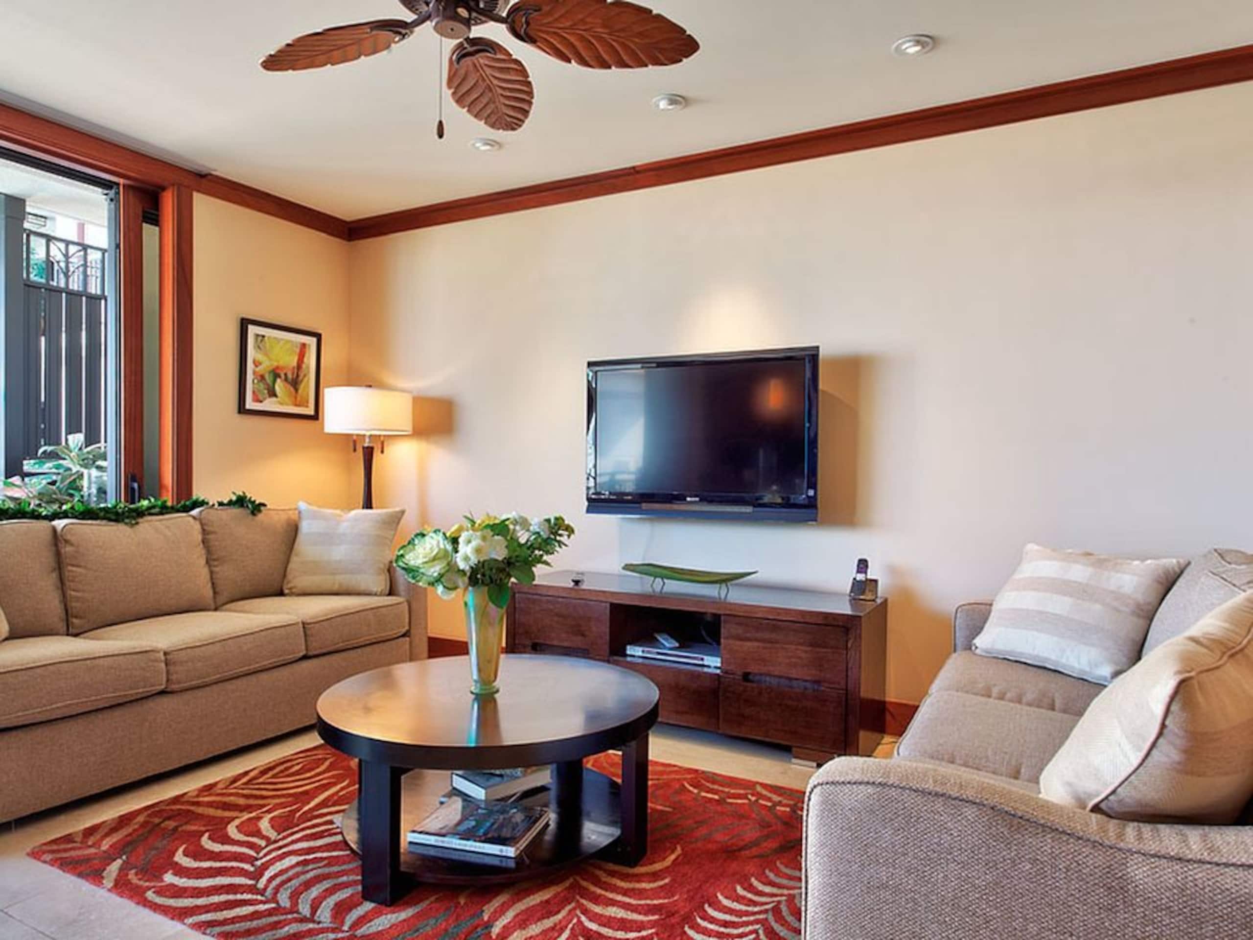 Villa in Honolulu County · ★4.84 · 3 bedrooms · 4 beds · 3 private baths - Image 6