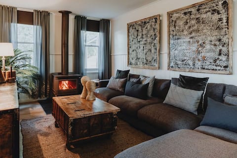 The Gums ~ Stylish rural escape