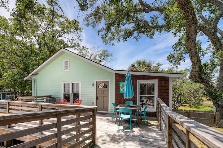 Drunken Sailor (Waterfront)