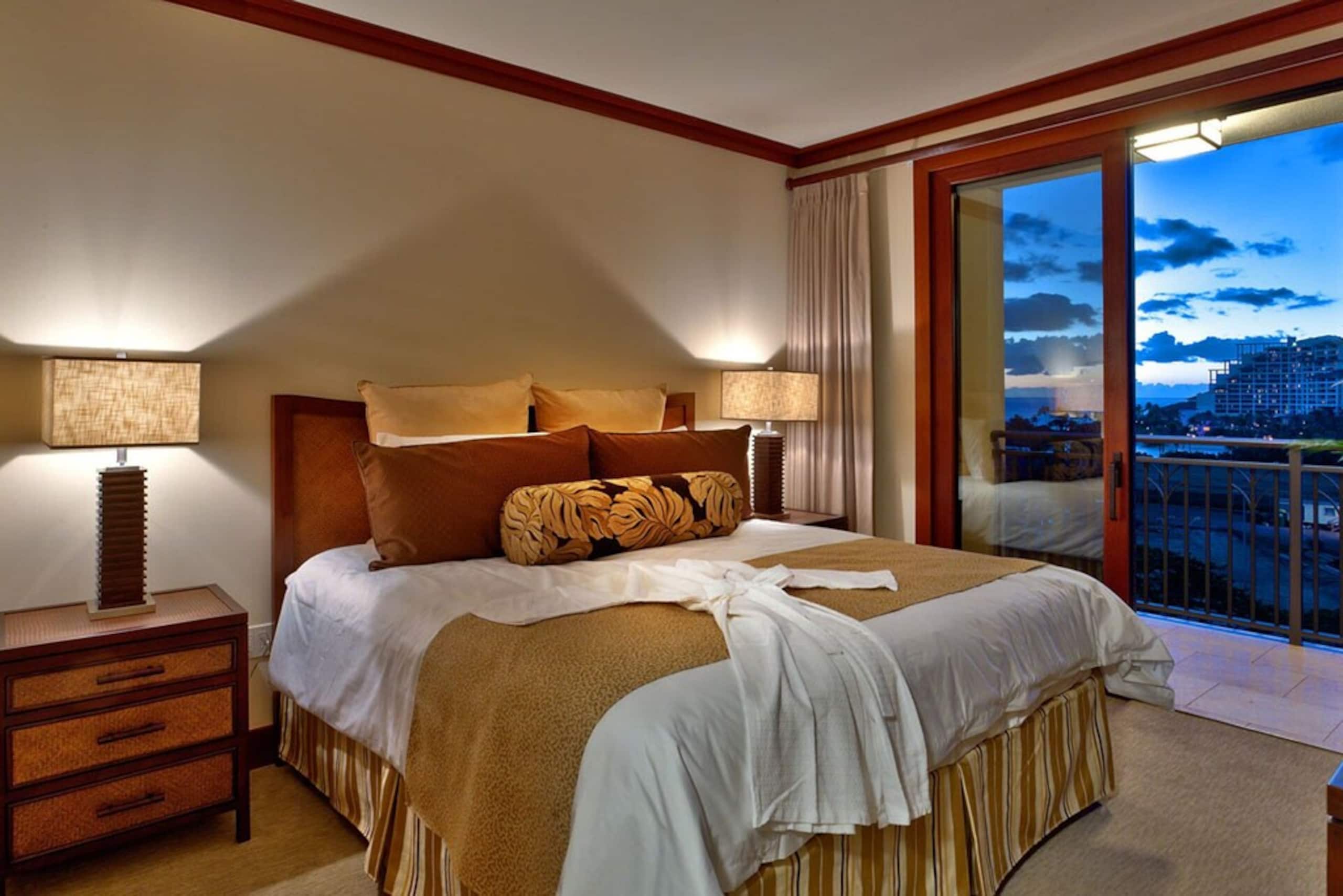 Villa in Ko Olina Beach · ★4.93 · 2 bedrooms · 4 beds · 2 private baths - Image 11