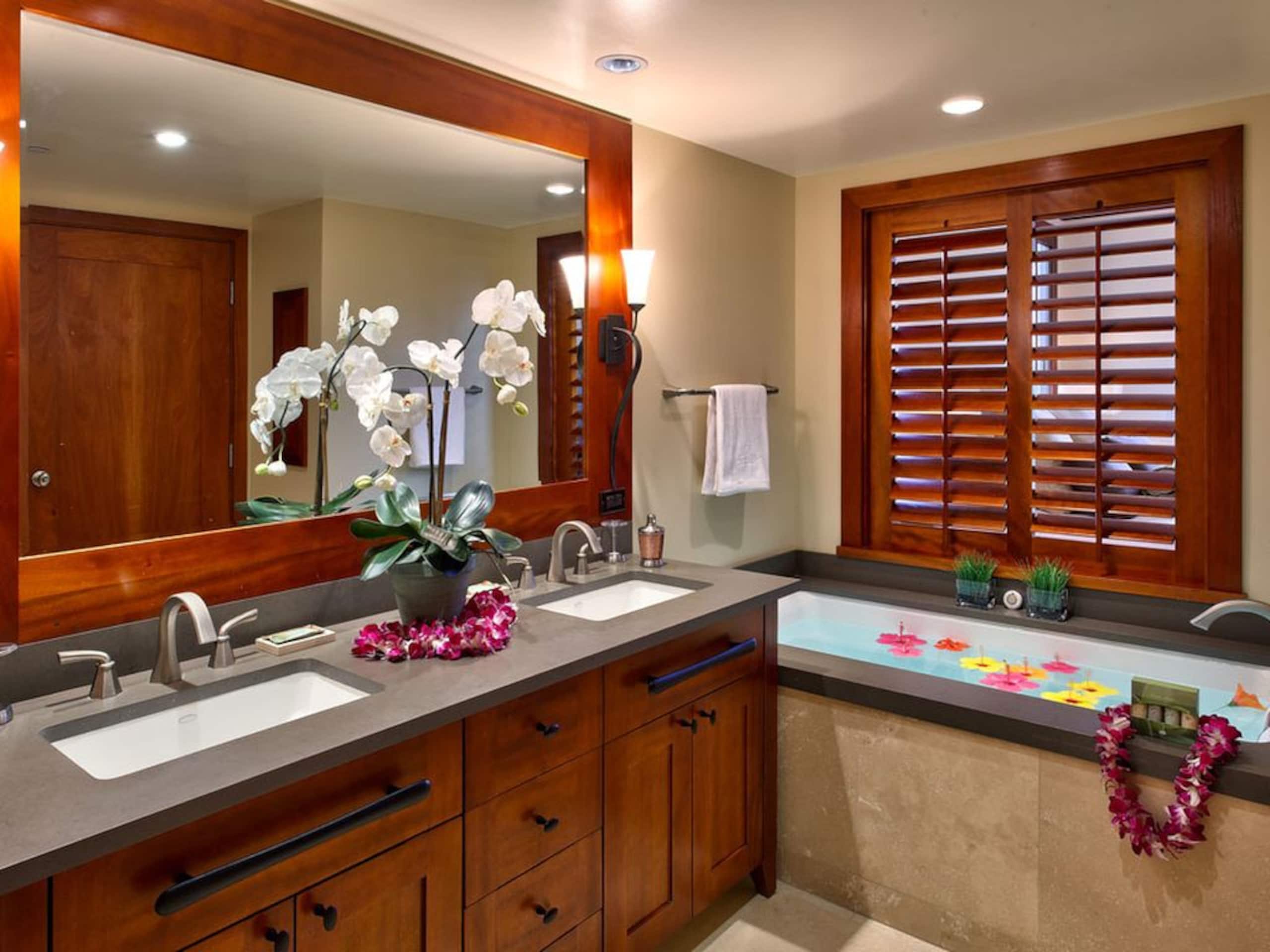 Villa in Honolulu County · ★4.84 · 3 bedrooms · 5 beds · 2.5 baths - Image 19