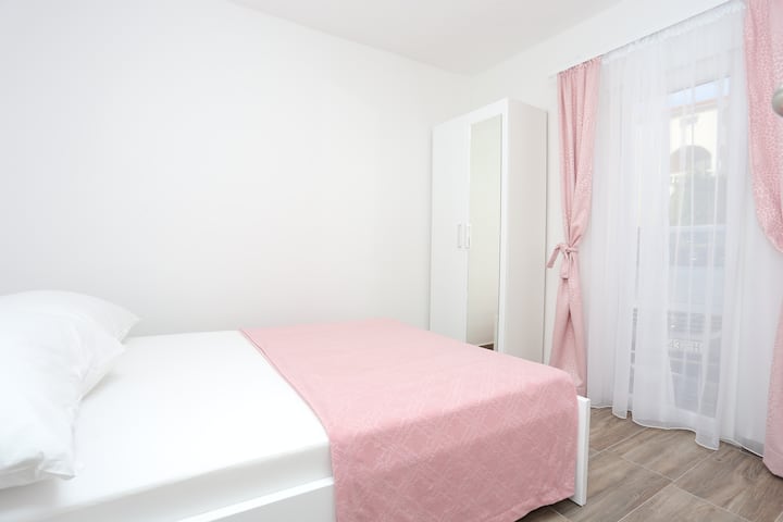 Soveværelse 4, overflade: 8 m²