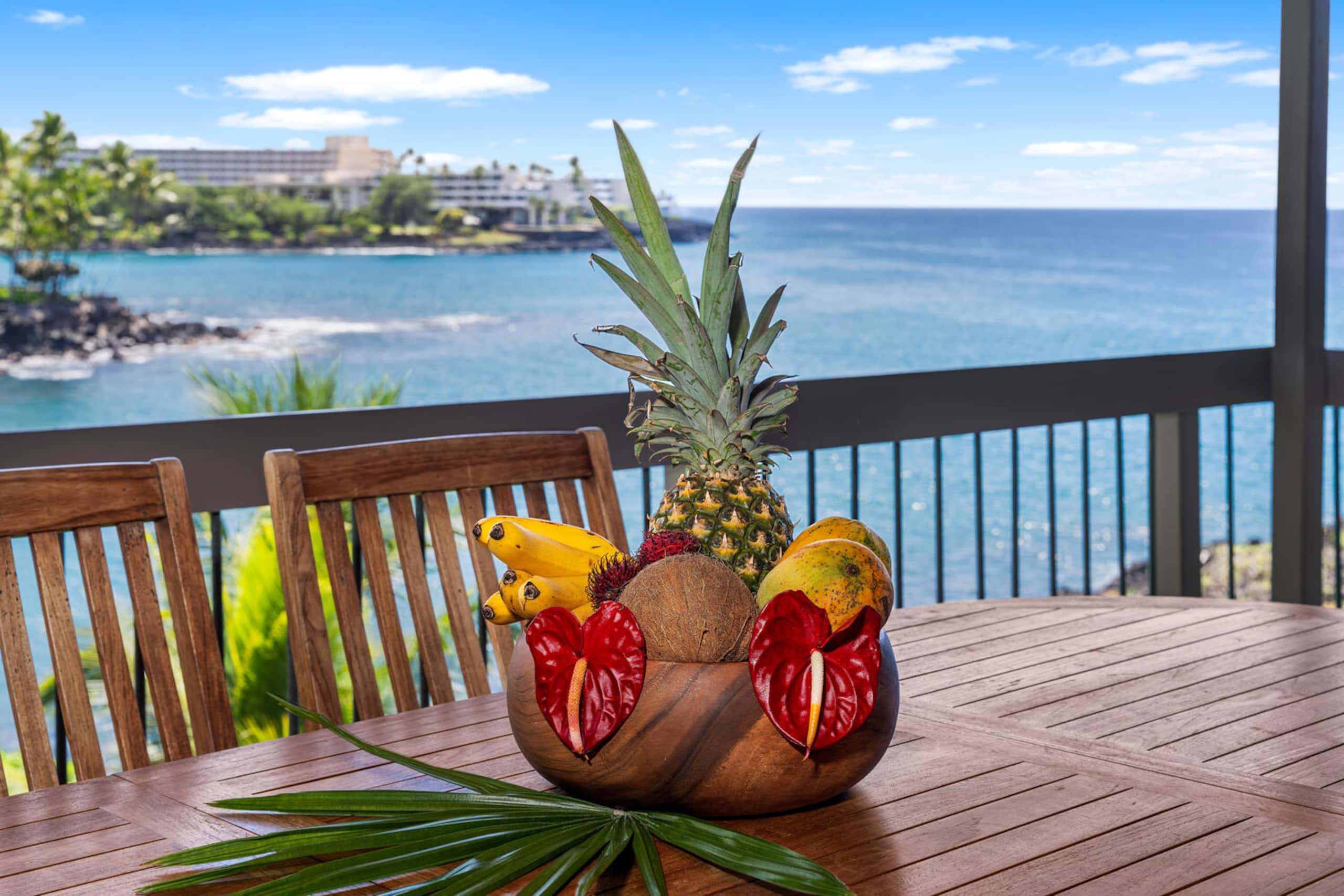 Condo in Kailua-Kona · ★4.86 · 3 bedrooms · 3 beds · 3 baths - Image 1