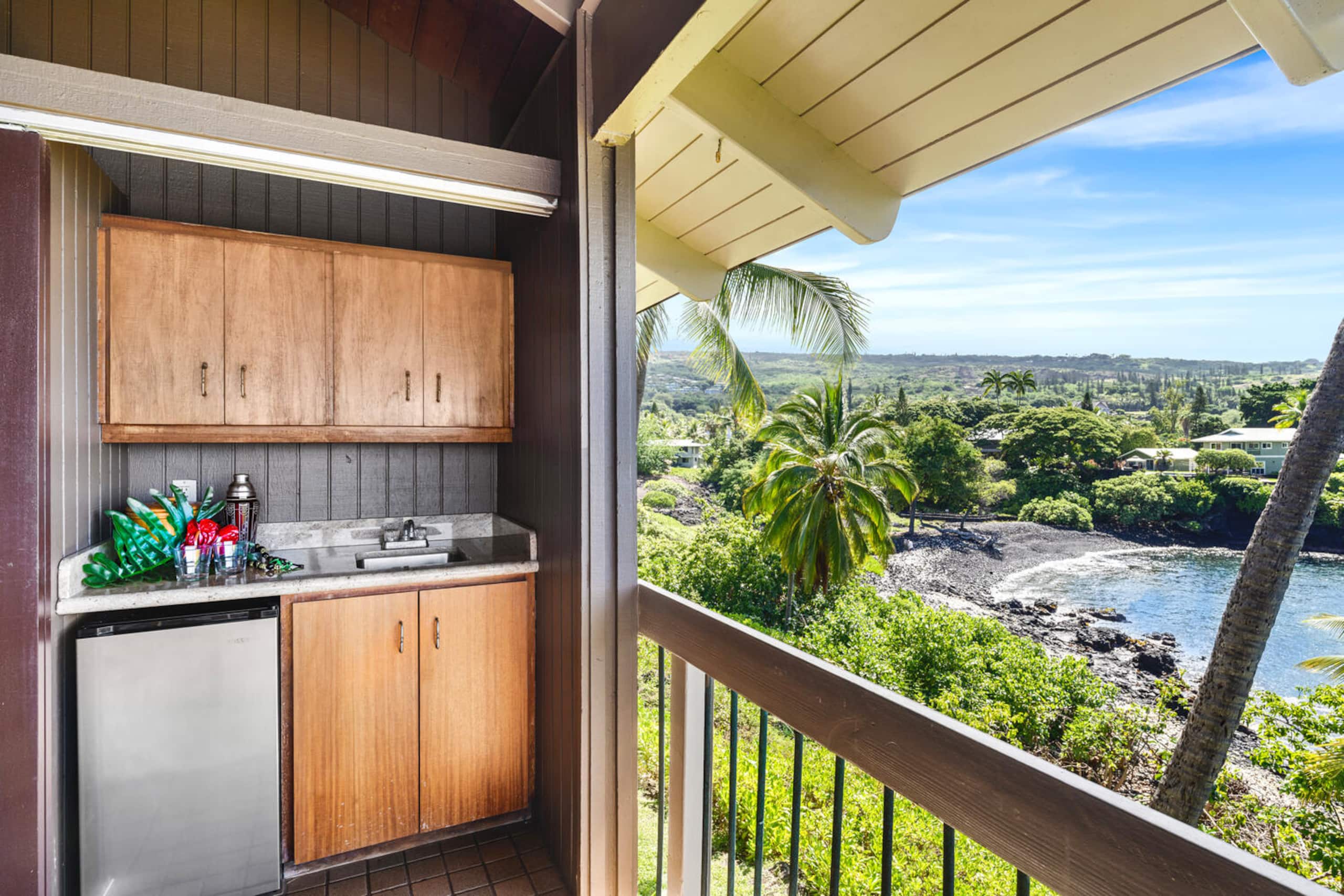Condo in Kailua-Kona · ★4.86 · 3 bedrooms · 3 beds · 3 baths - Image 21