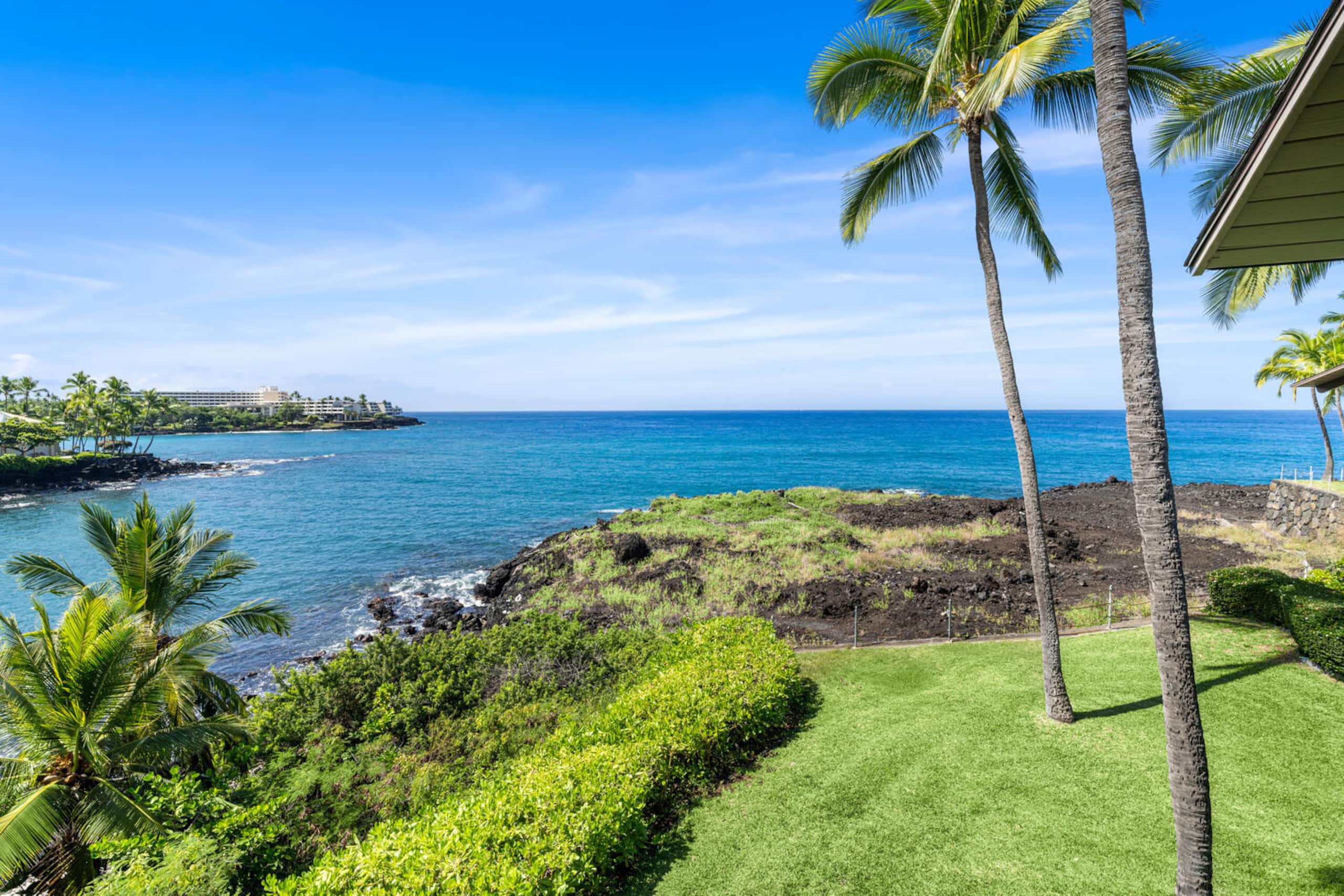Condo in Kailua-Kona · ★4.86 · 3 bedrooms · 3 beds · 3 baths - Image 7