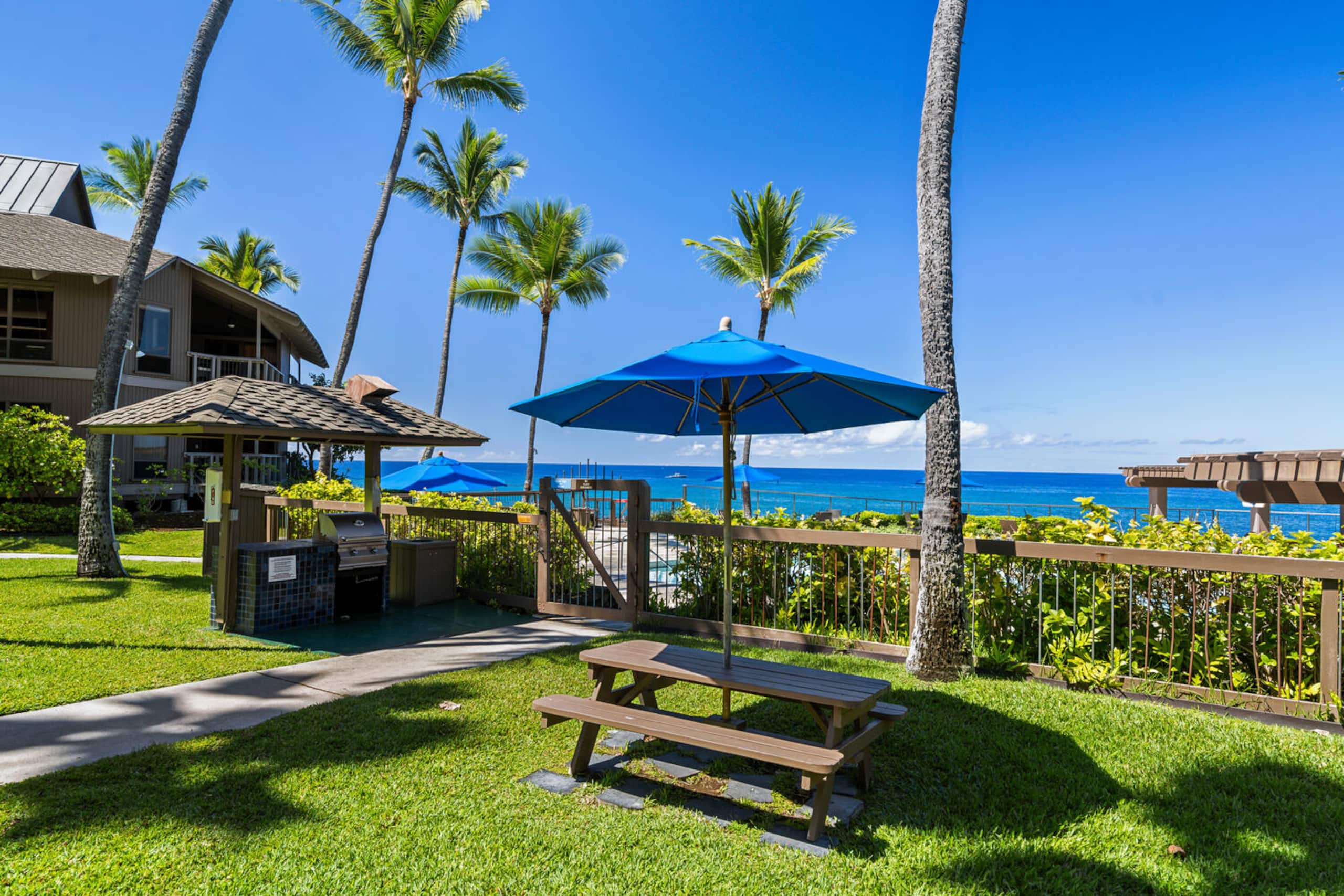 Condo in Kailua-Kona · ★4.86 · 3 bedrooms · 3 beds · 3 baths - Image 58