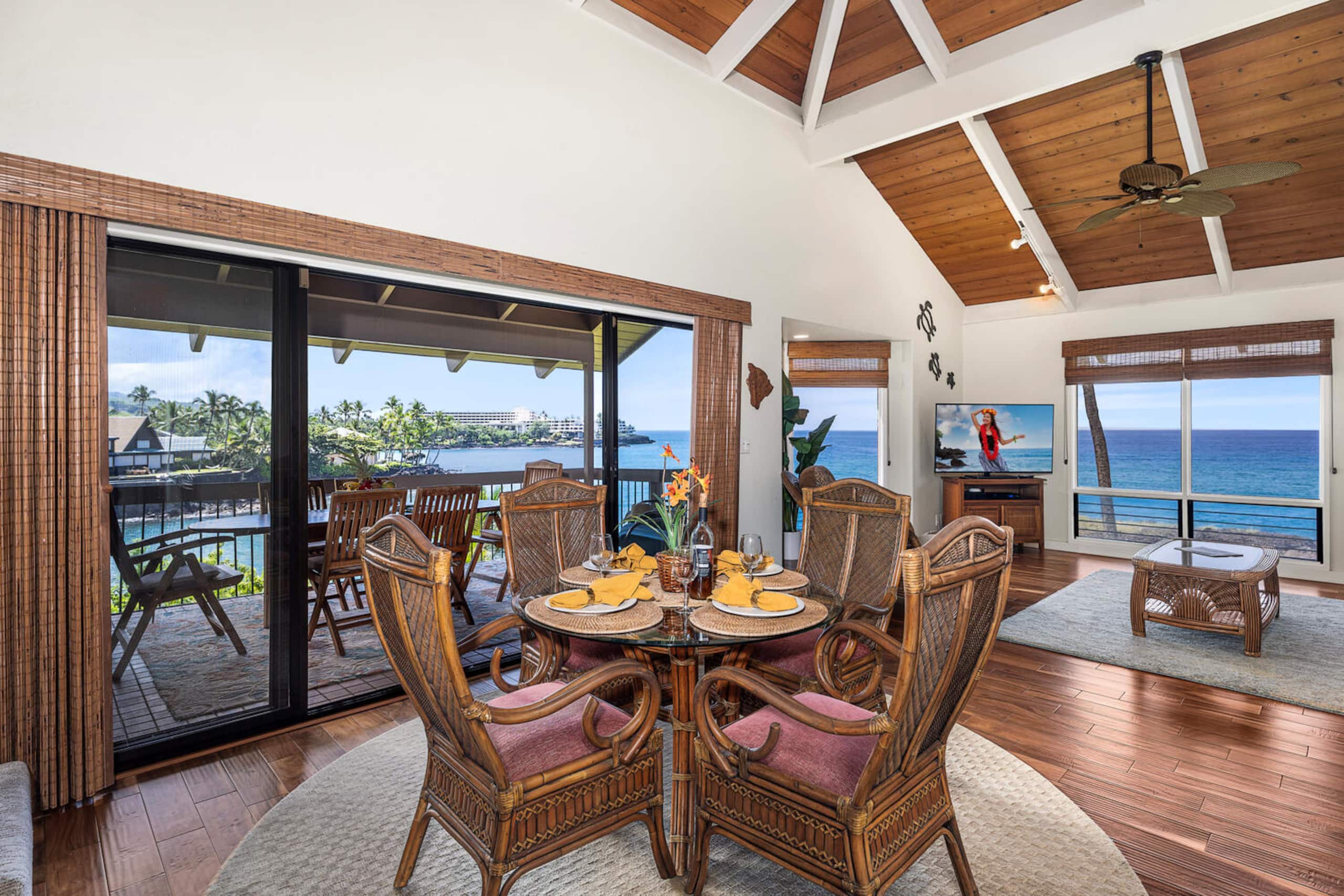 Condo in Kailua-Kona · ★4.86 · 3 bedrooms · 3 beds · 3 baths - Image 5
